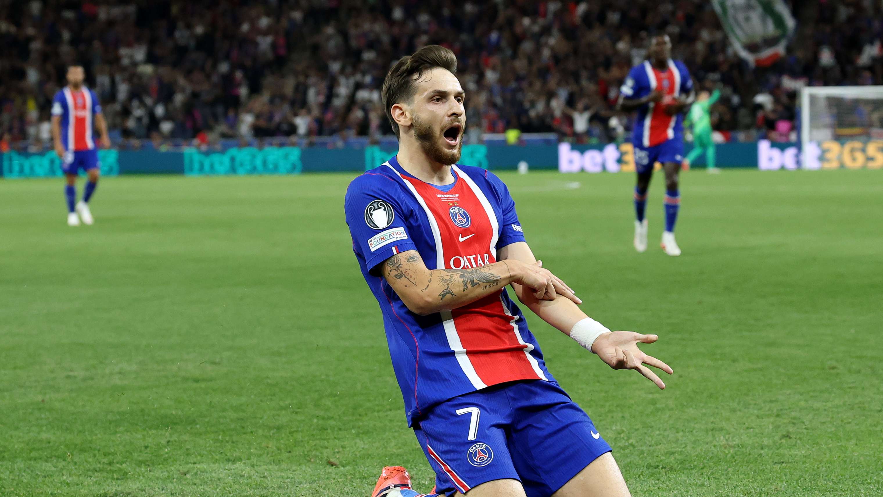 Video: Kvaratskhelia gives Paris Saint-Germain their longest run in six years  