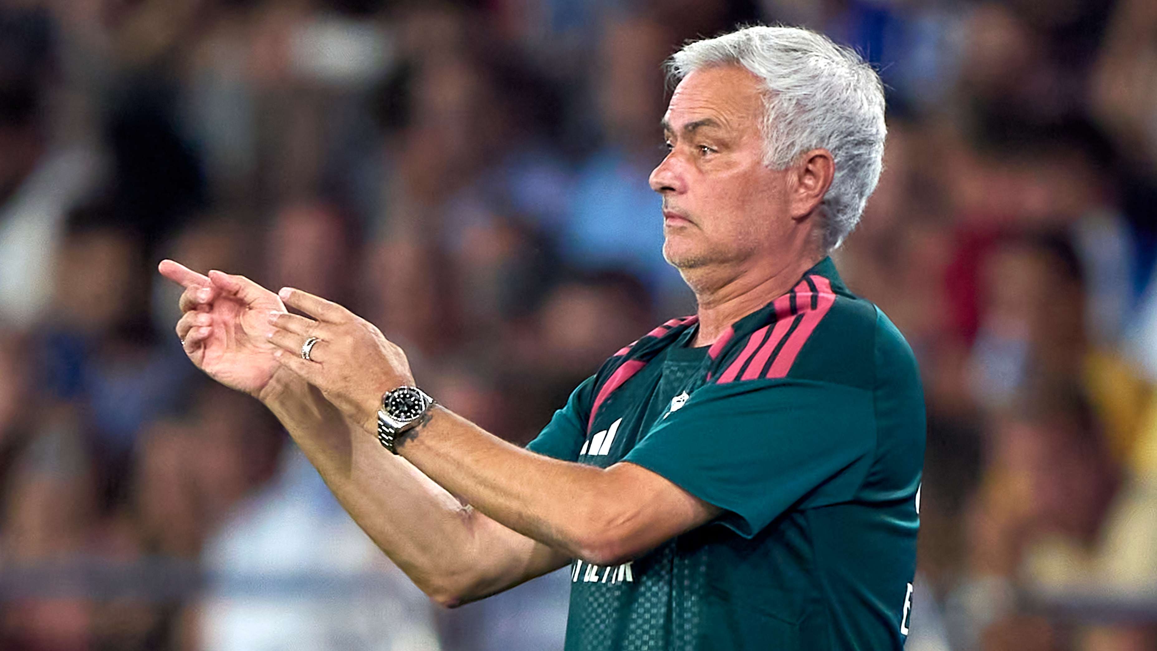"What's between the lines is more dangerous": Mourinho hints at something big in Madrid  
