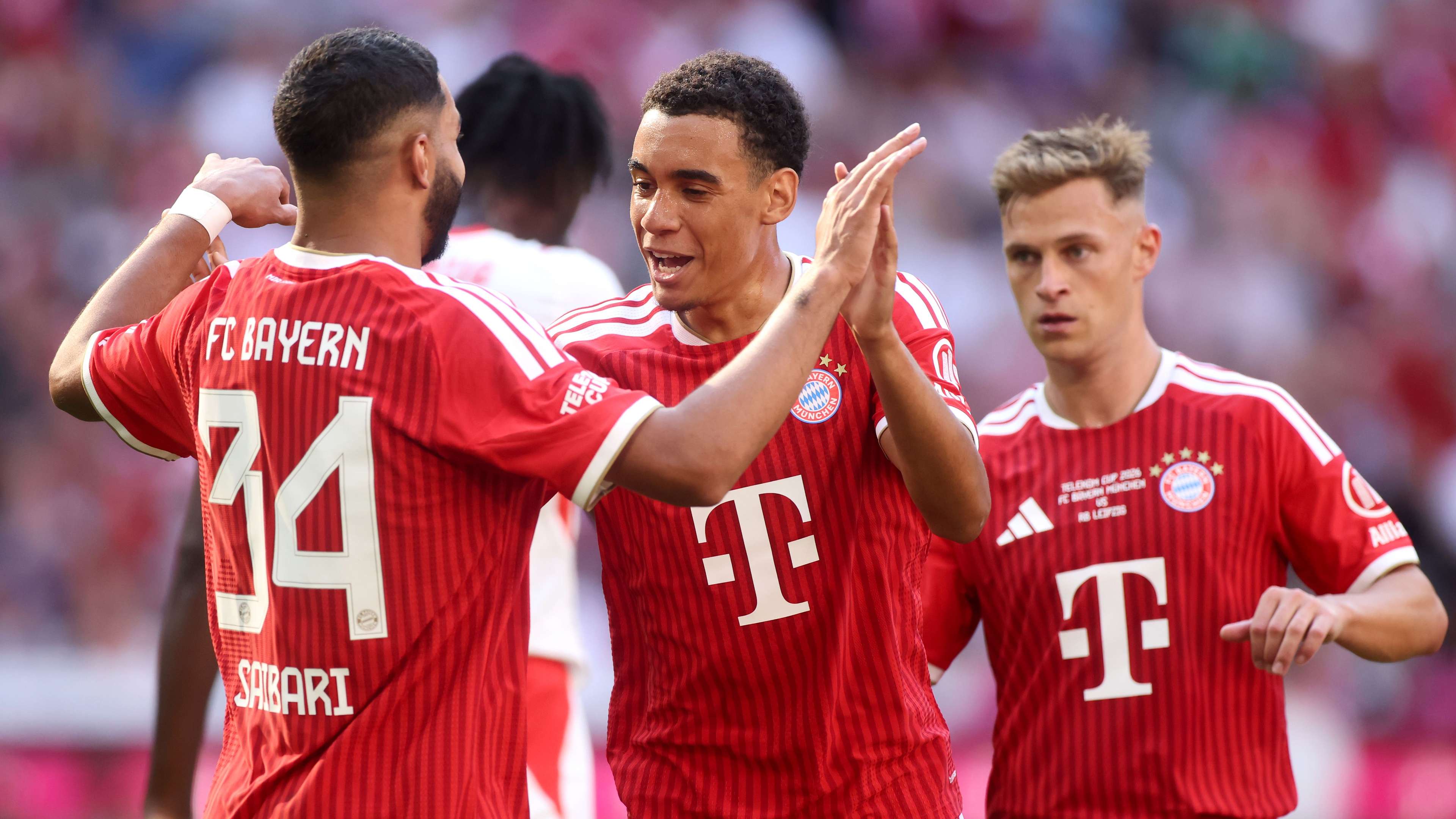 By video: Bayern Munich celebrate Al-Sibari's first appearance  