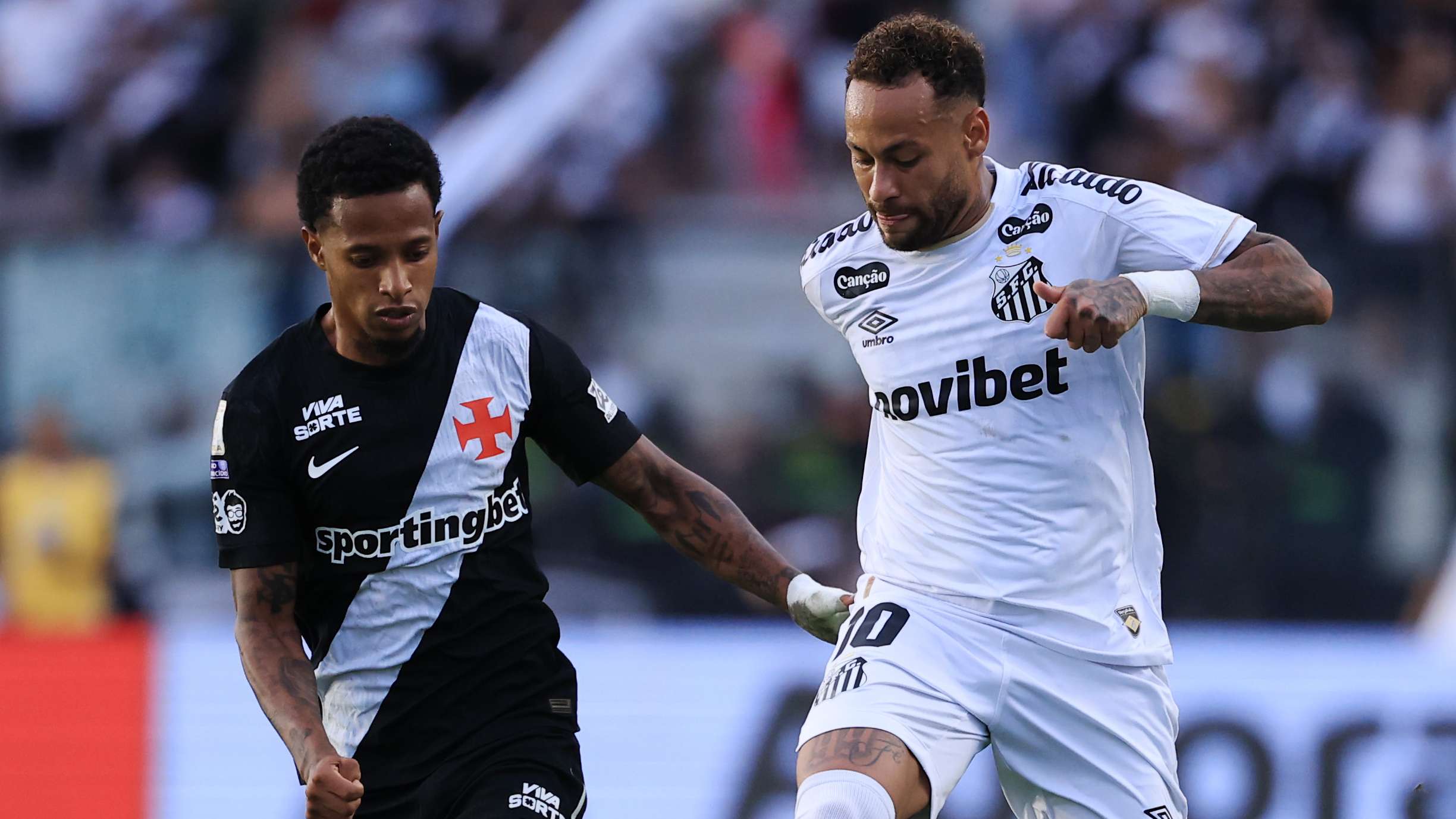 🎥 | Neymar snubbed by Mendes in handshake exchange  