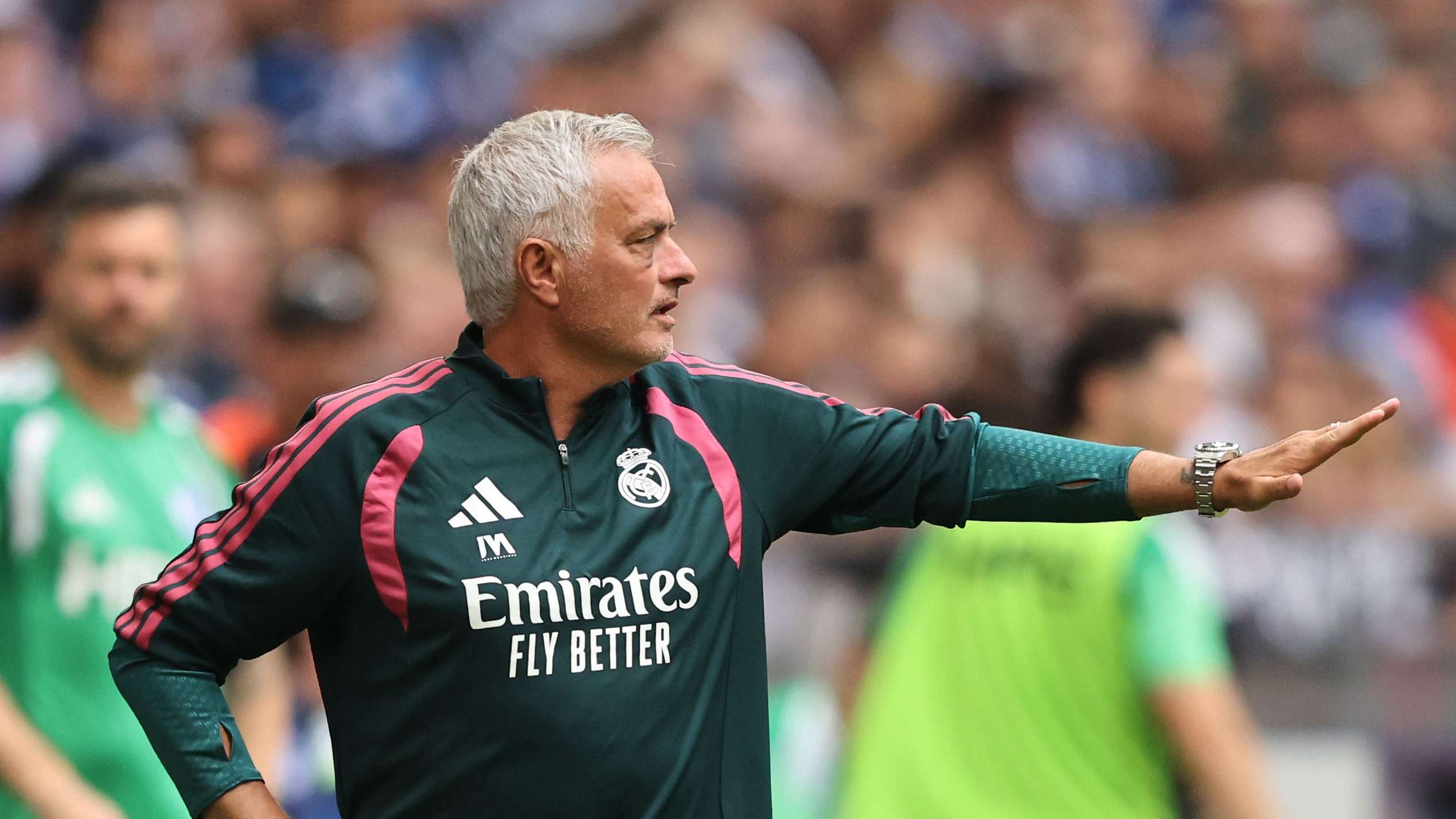 Weak-point treatment plan: Mourinho delays the return of Real Madrid's two gems  
