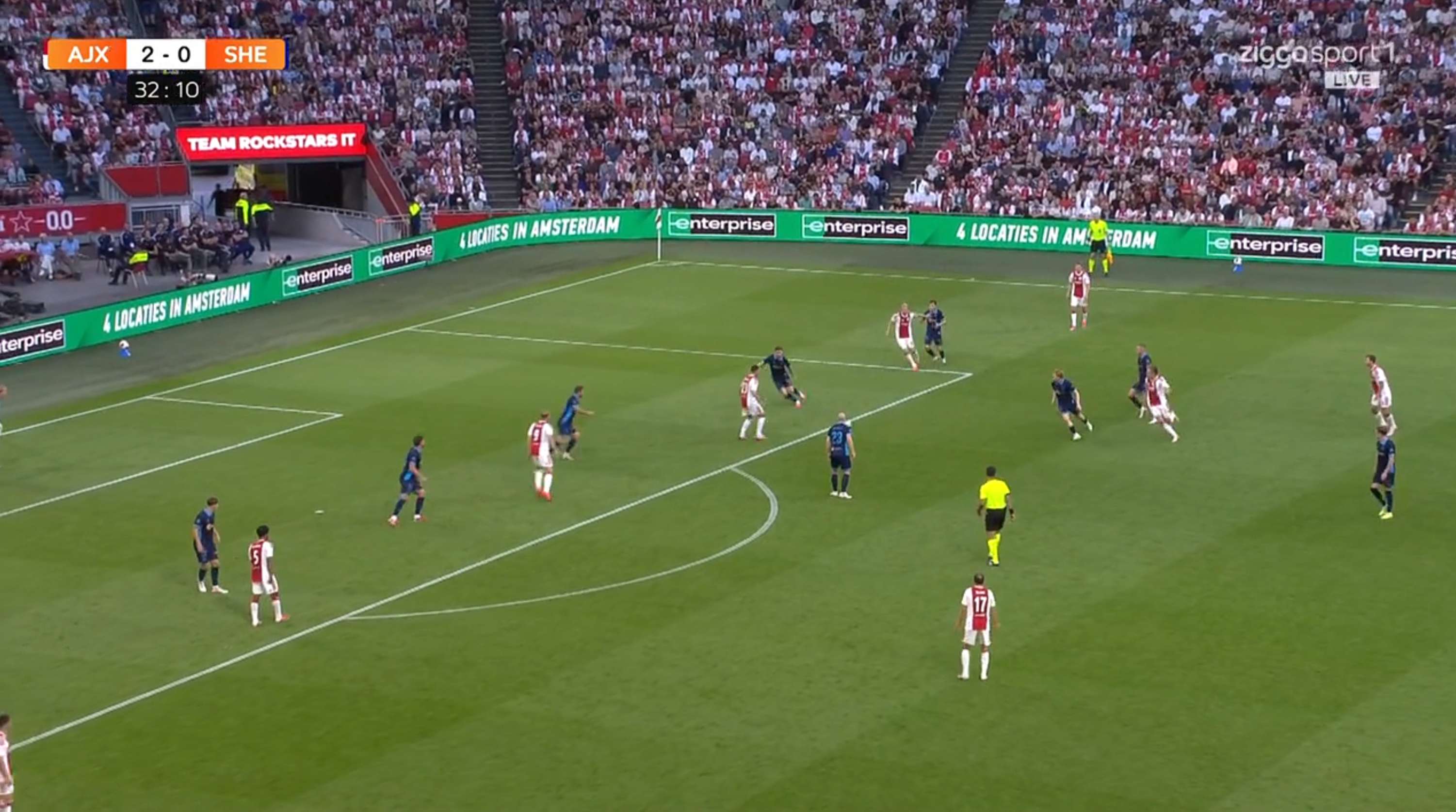 Ajax fans completely lose patience with their own player: ‘He simply isn’t good enough!’  