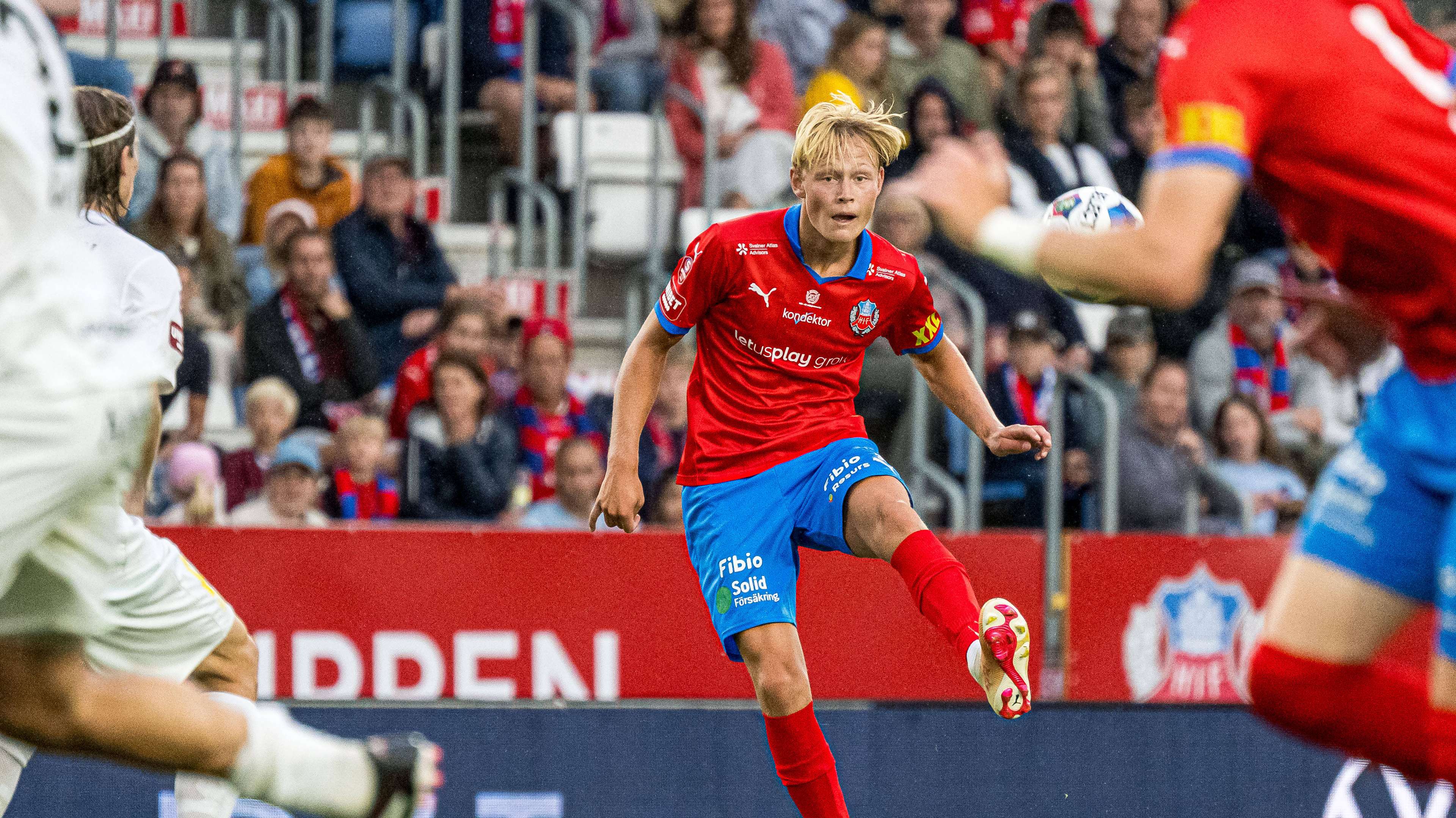 FC Groningen sign Swedish midfielder: 'The best step in my career'  
