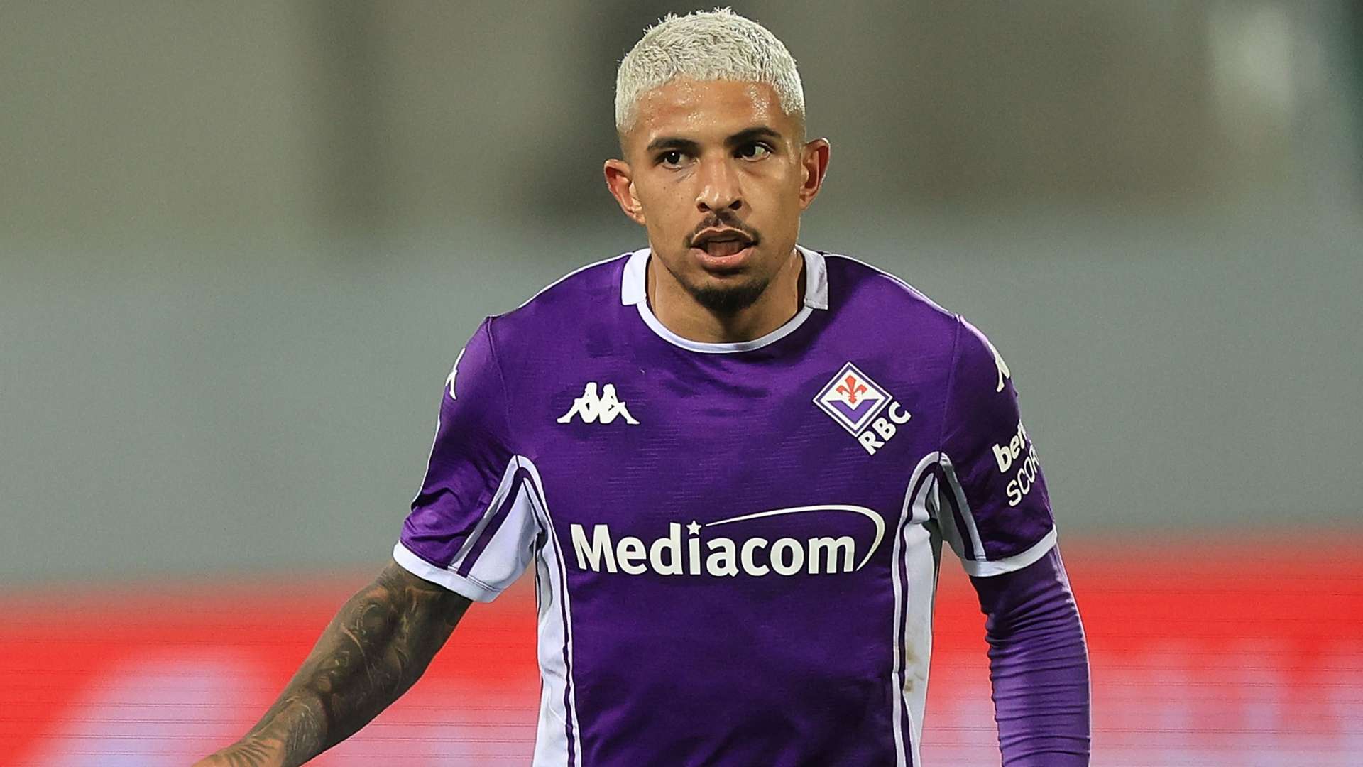 Fiorentina: Dodò hits out on social media: "Out of shape? False, don’t believe everything"  