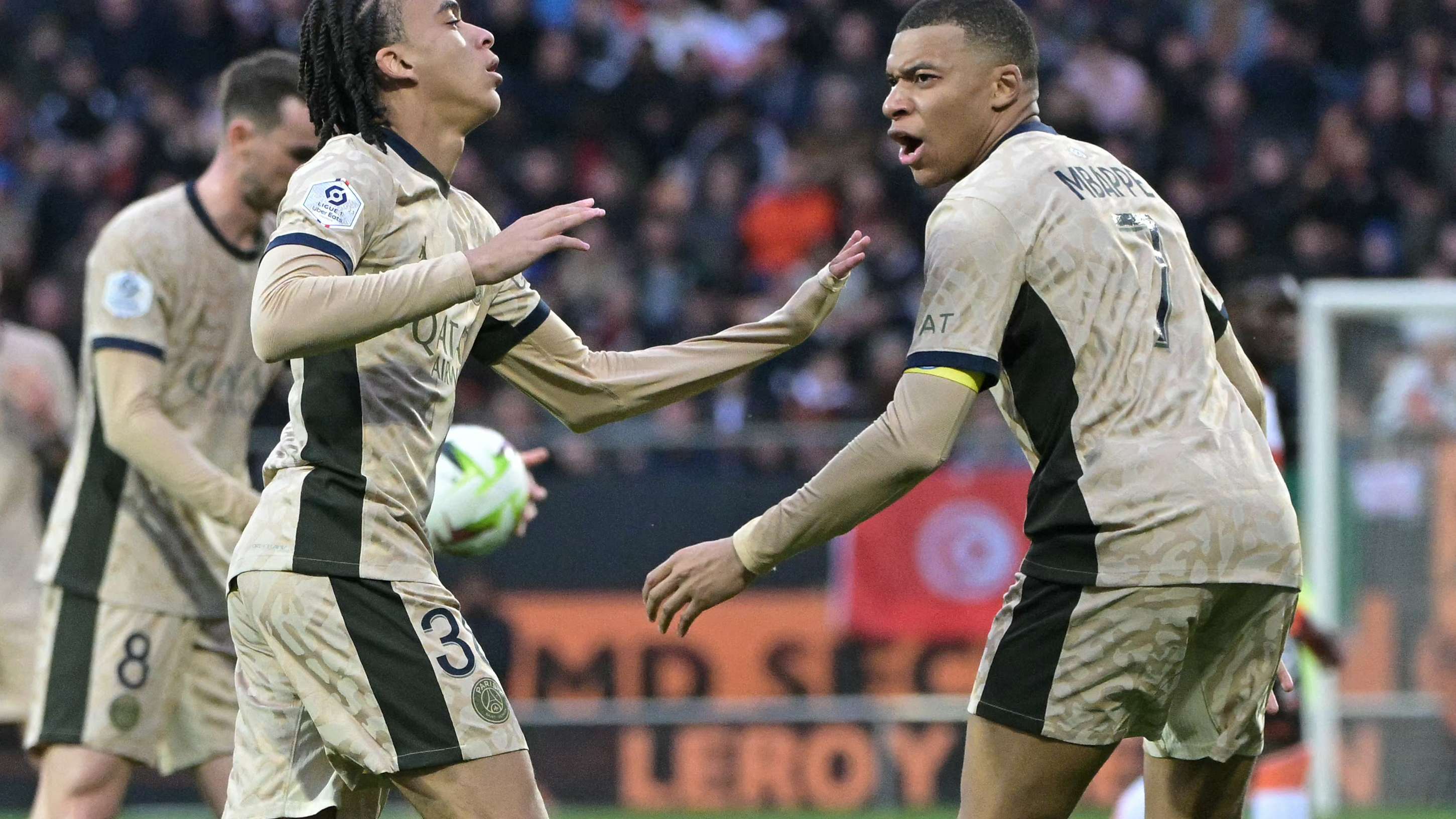 Video: The Mbappé brothers' contrast on a night of champions: from the height of brilliance to collapse  