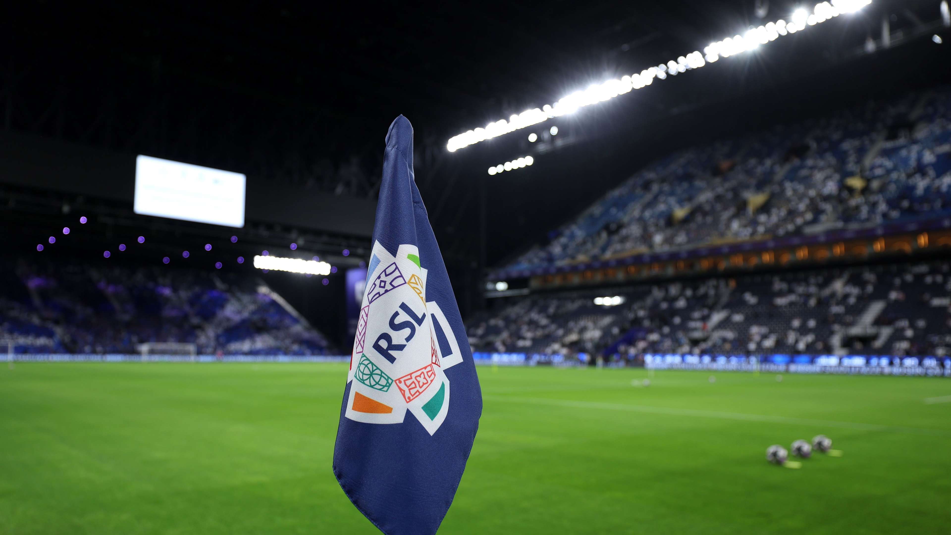 The number 8 player: a new Moroccan talent bursts onto the Saudi league  