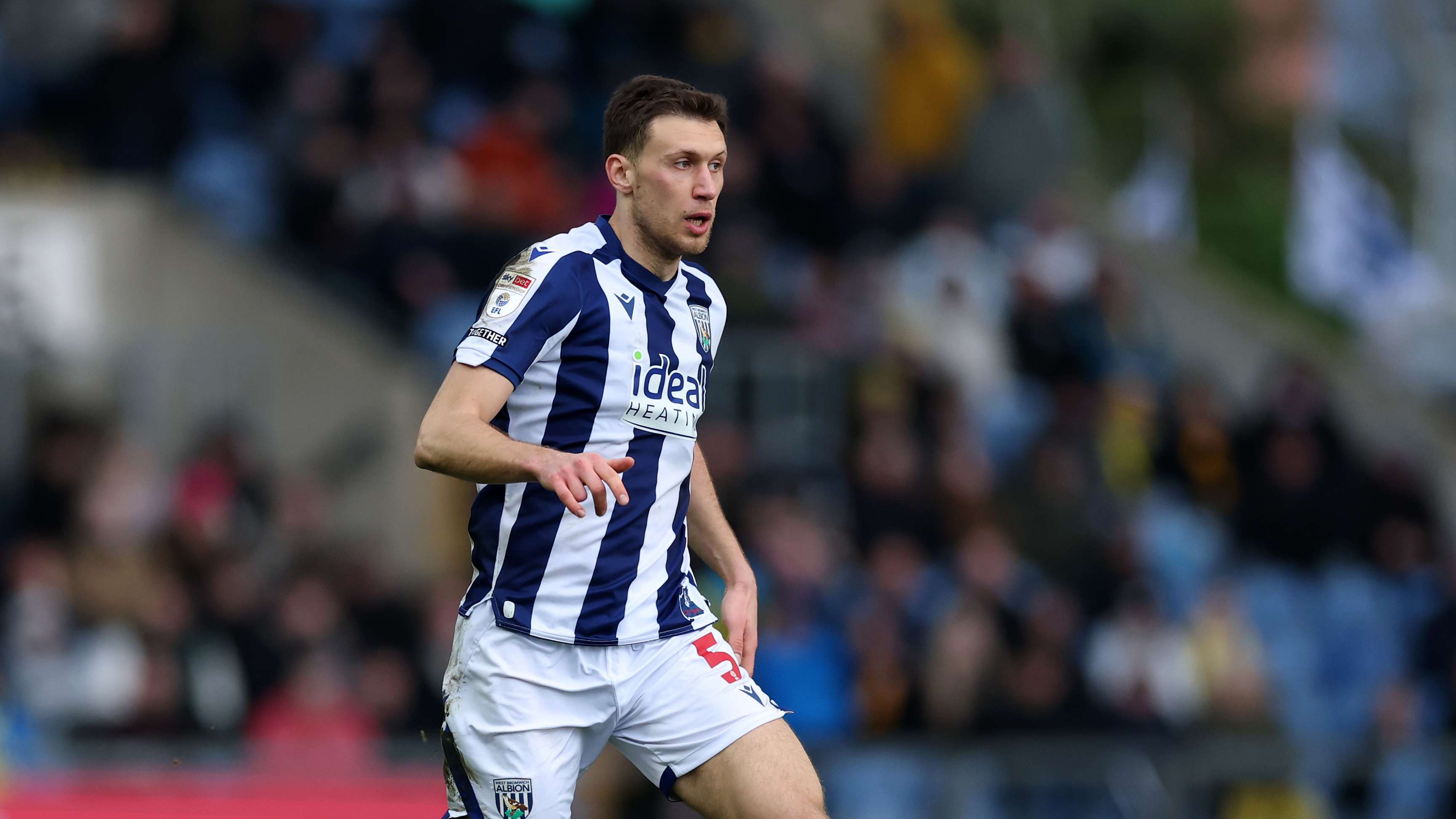 Former Arsenal prospect avoids red card after grabbing fan by throat  