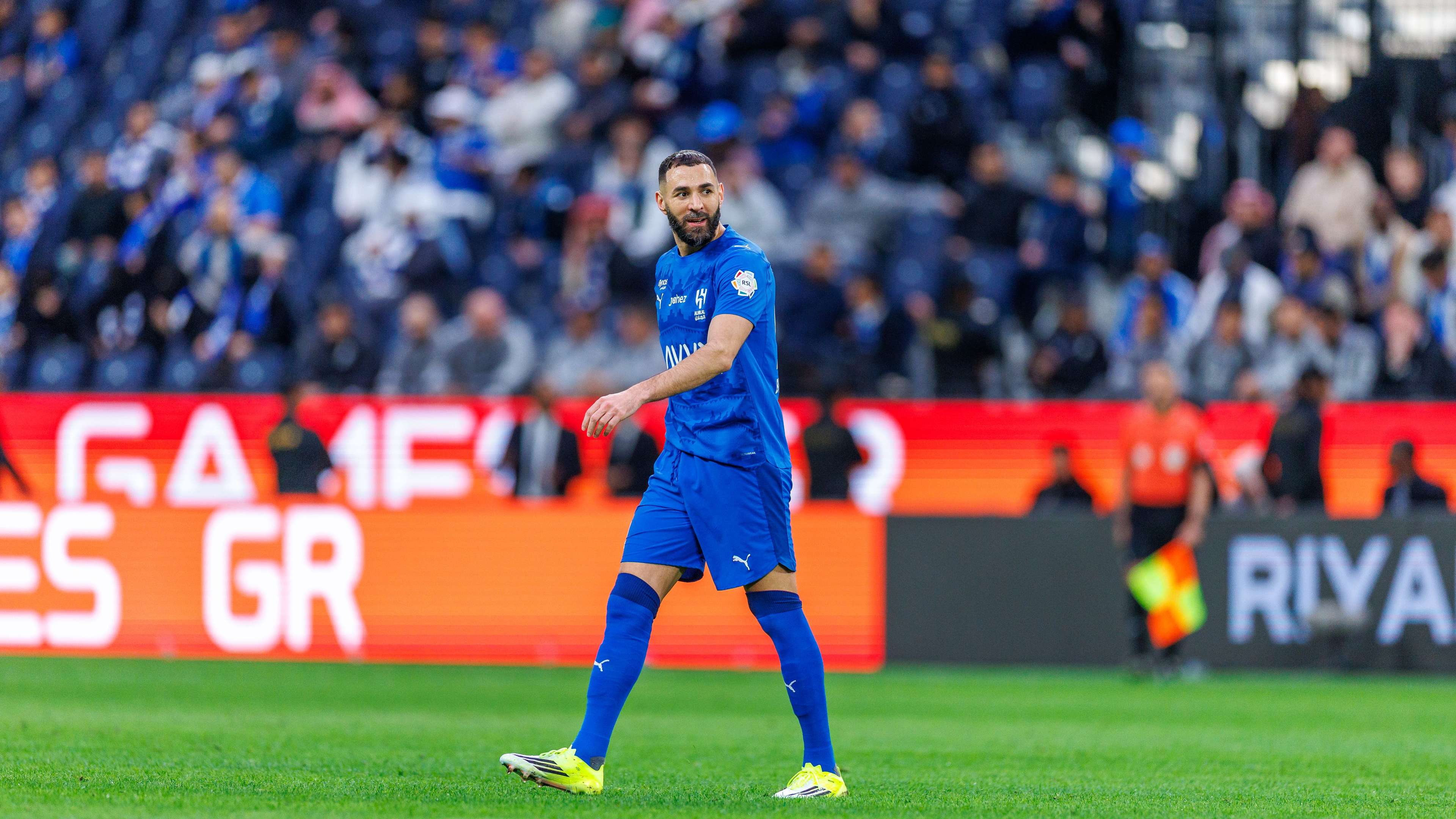 A Spanish newspaper: Benzema trapped in Saudi Arabia, and Lyon reveals the reasons behind the failure of his return  