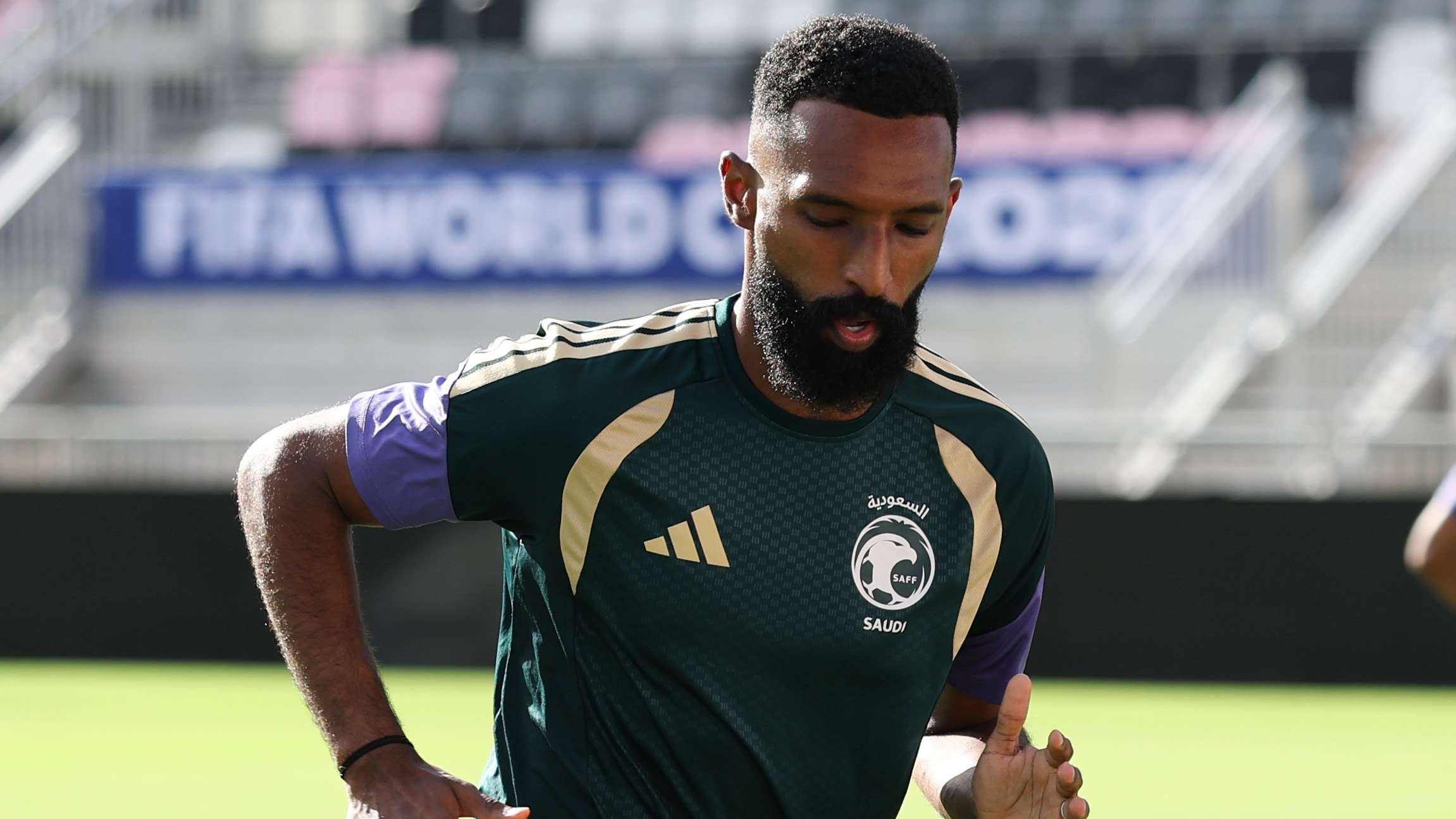 In video: Firas Al-Buraikan embarrasses Abdullah Al-Hamdan with a goal from the first attack  