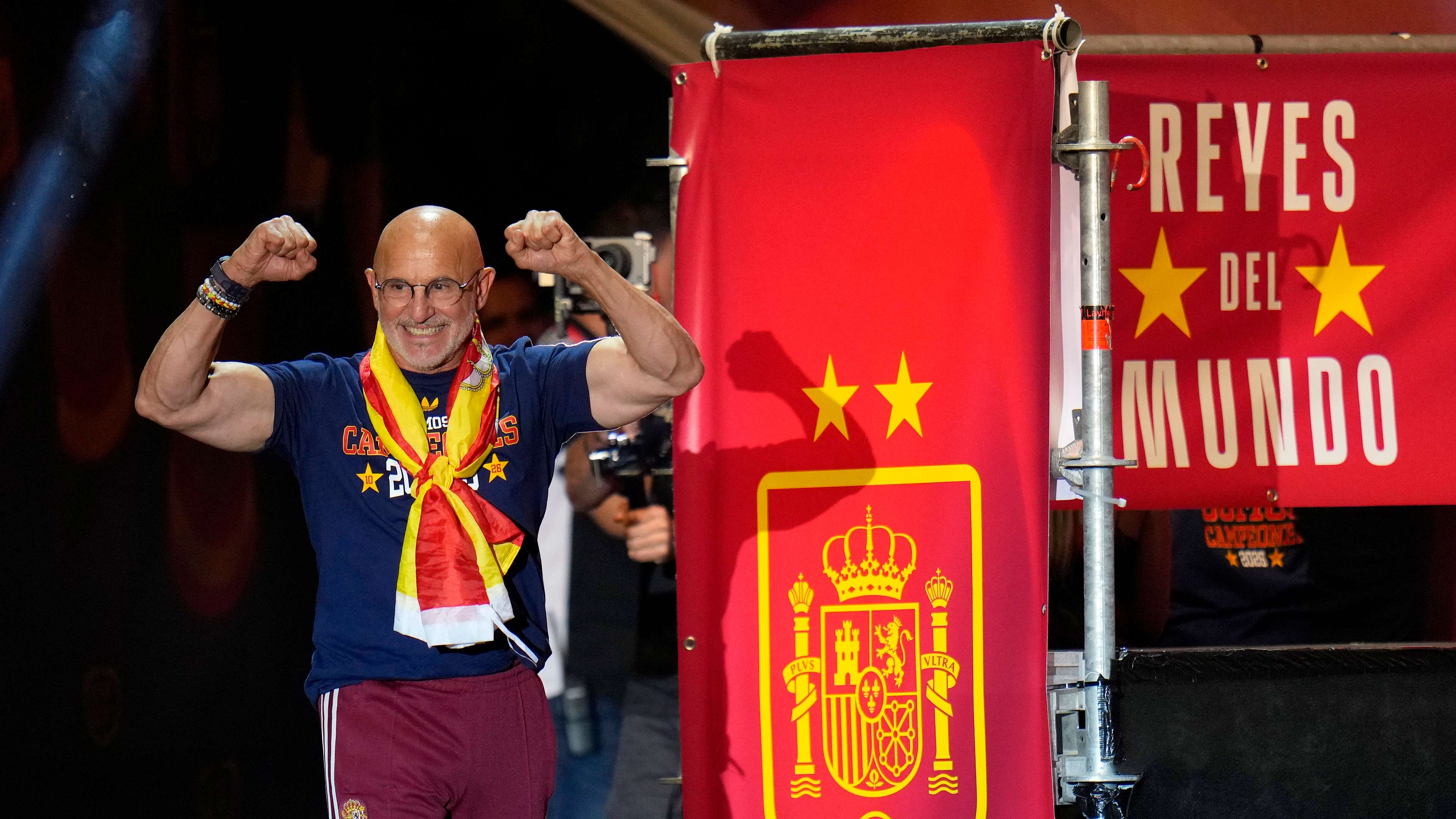 Luis de la Fuente close to 2030 Spain extension  