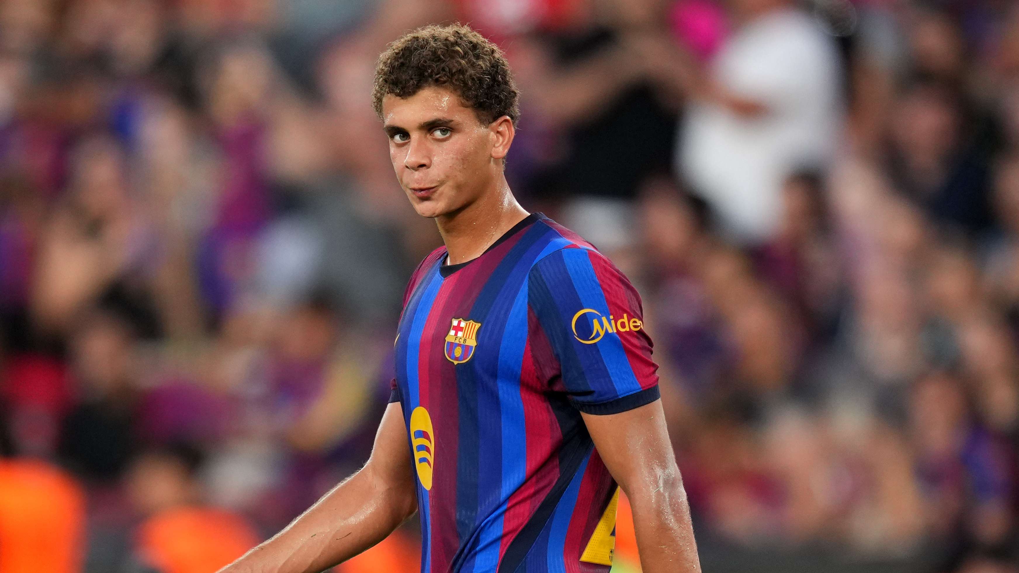 Hamza reflects on 'wonderful feeling' after Barca debut  