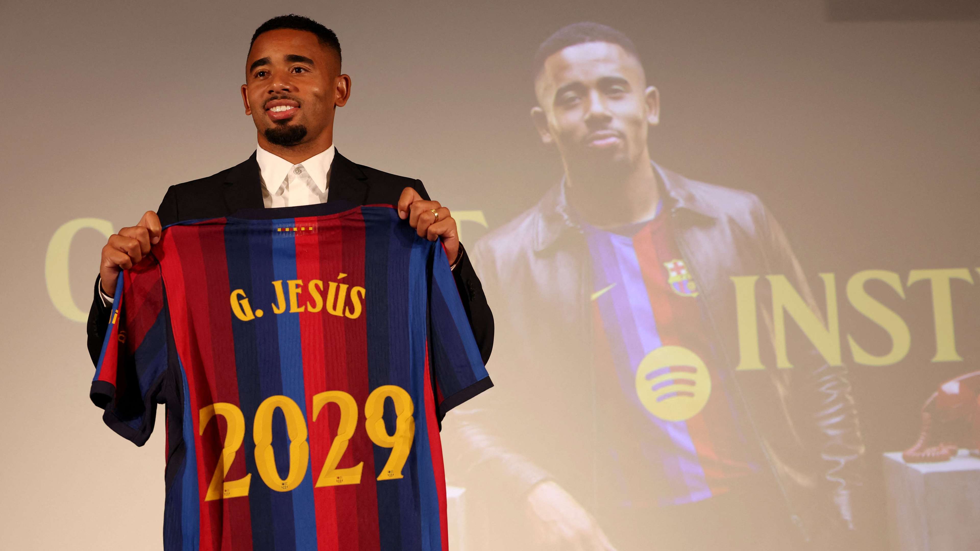 Jesus appears for the first time at the Joan Gamper: will he feature against Valencia?  