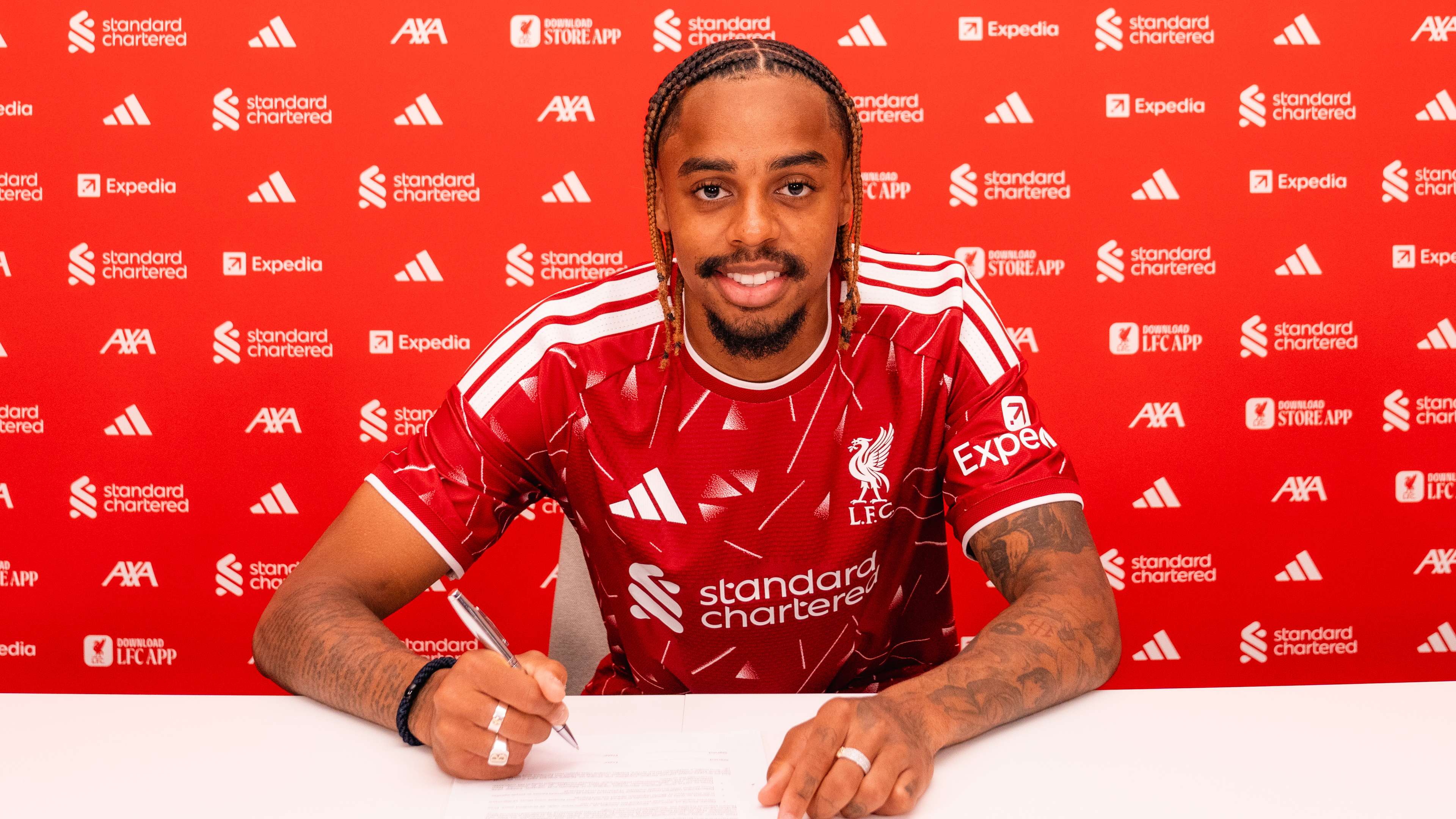 When will Barcola make his Liverpool debut? Iraola delivers fitness update  