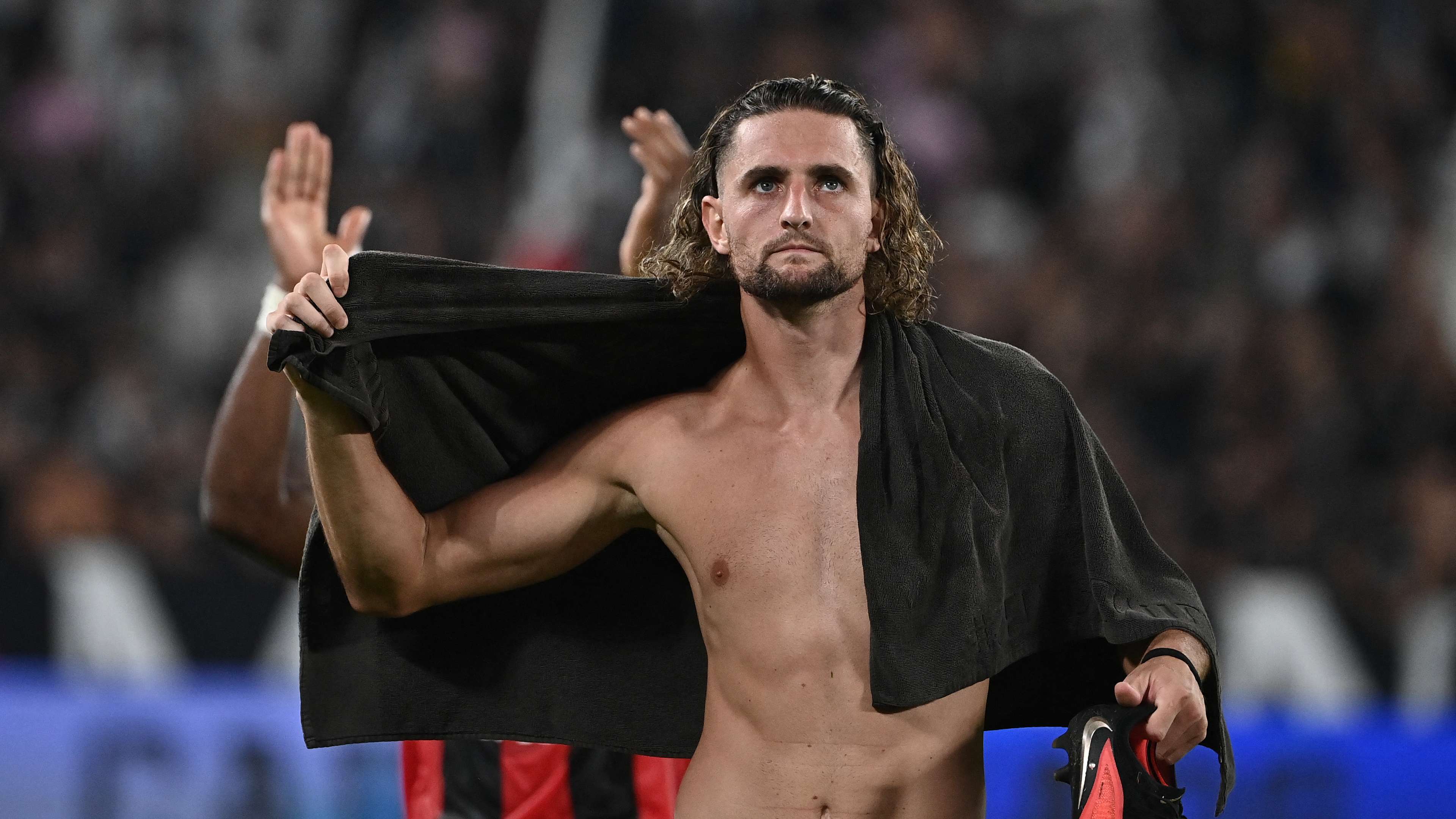 Milan, Bergomi’s doubts: “But does Rabiot have to play there?”  