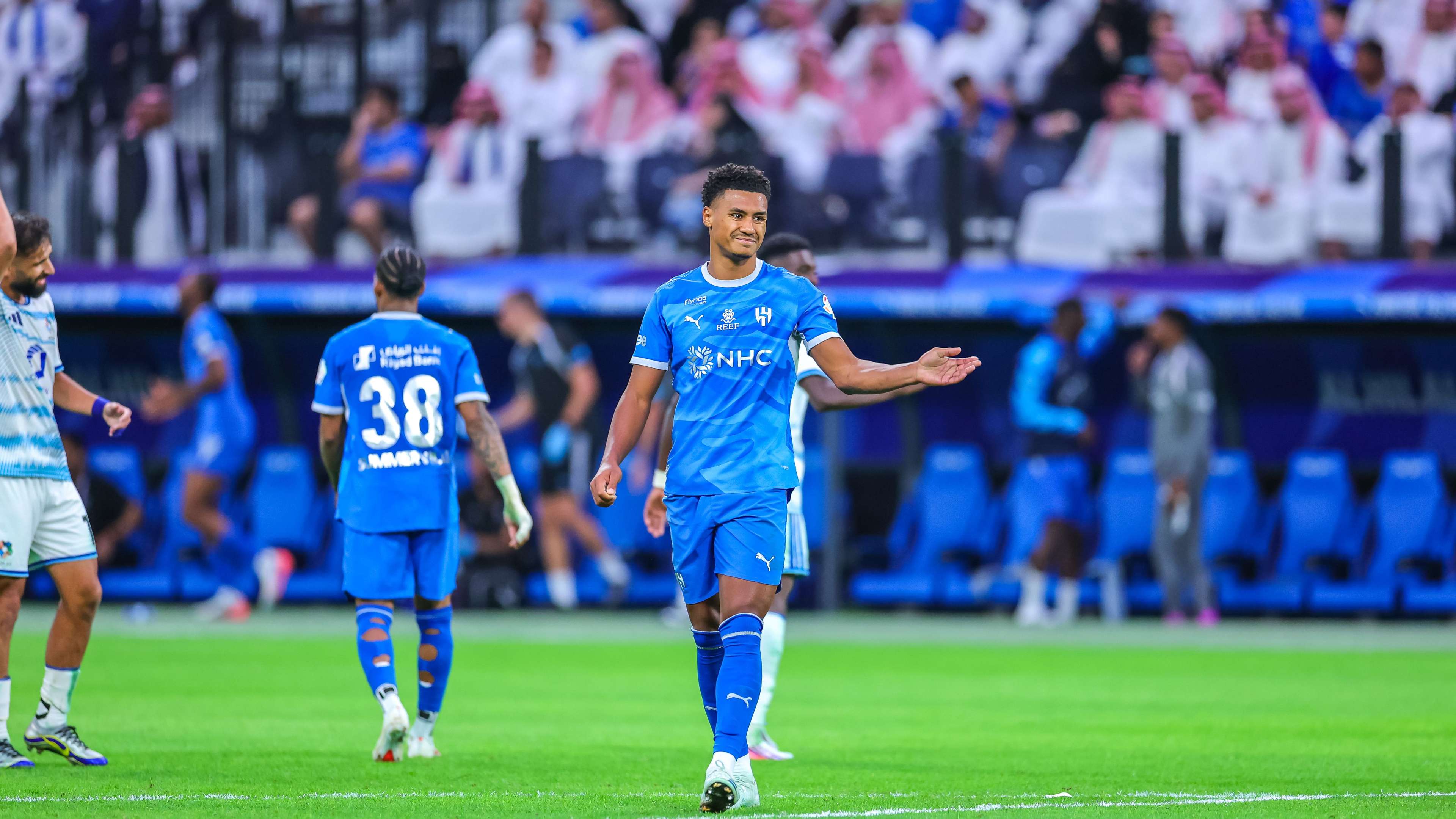 Video: from Liverpool and Manchester City to Al-Taawoun, Watkins revives Premier League nights with Al-Hilal  
