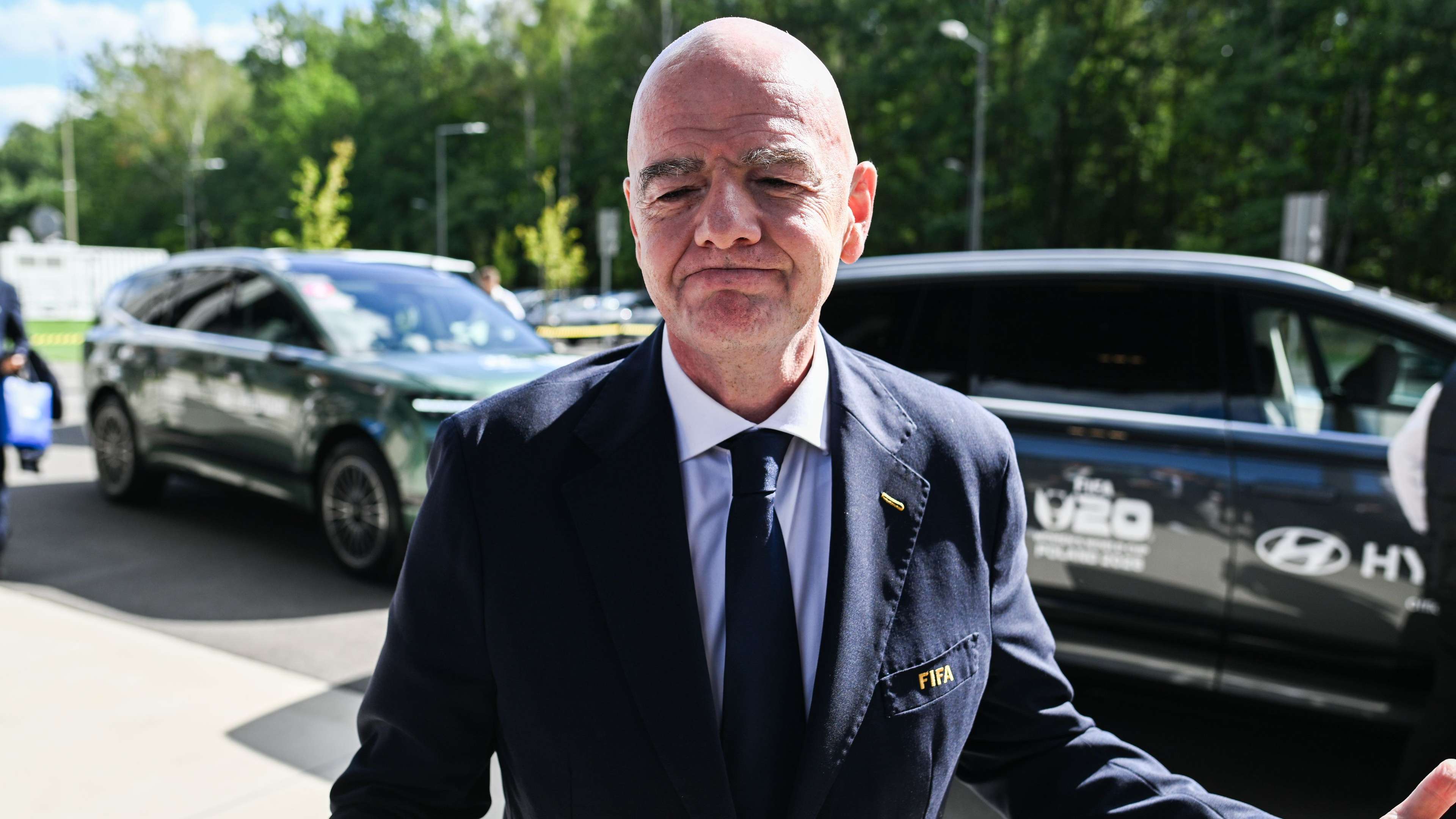 Hewitt demands answers from Infantino over FIFA controversy  