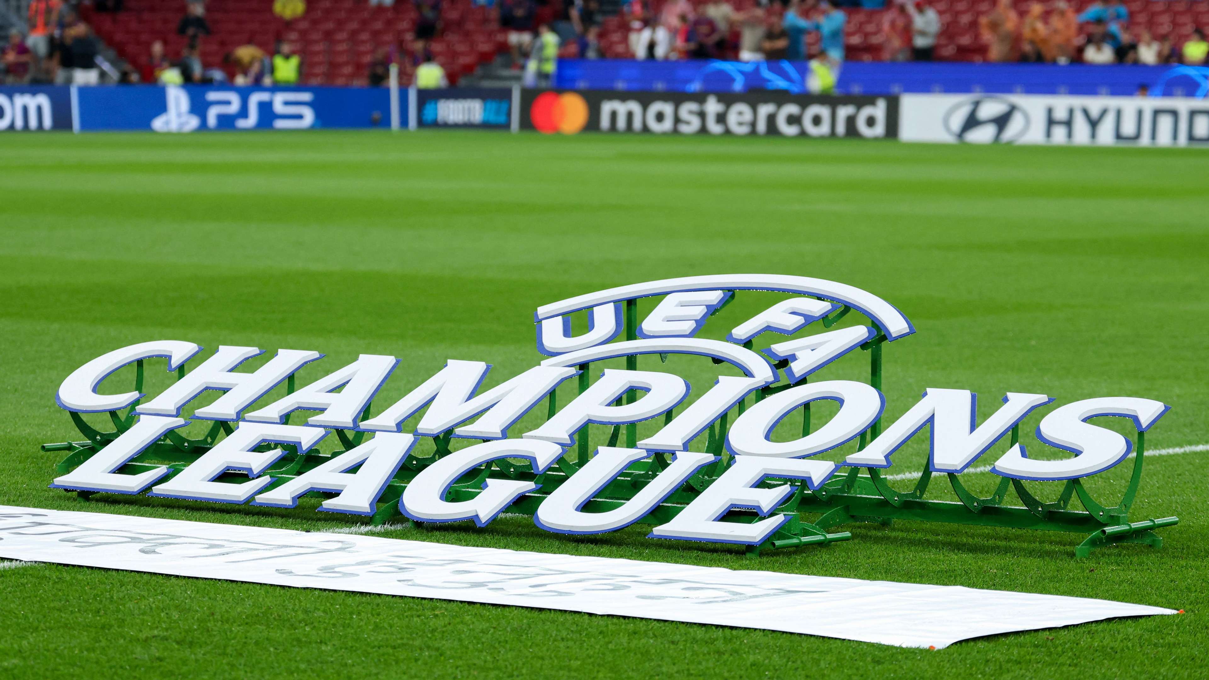 An exceptional format on the opening matchday: why are the Champions League matches held over three days?  