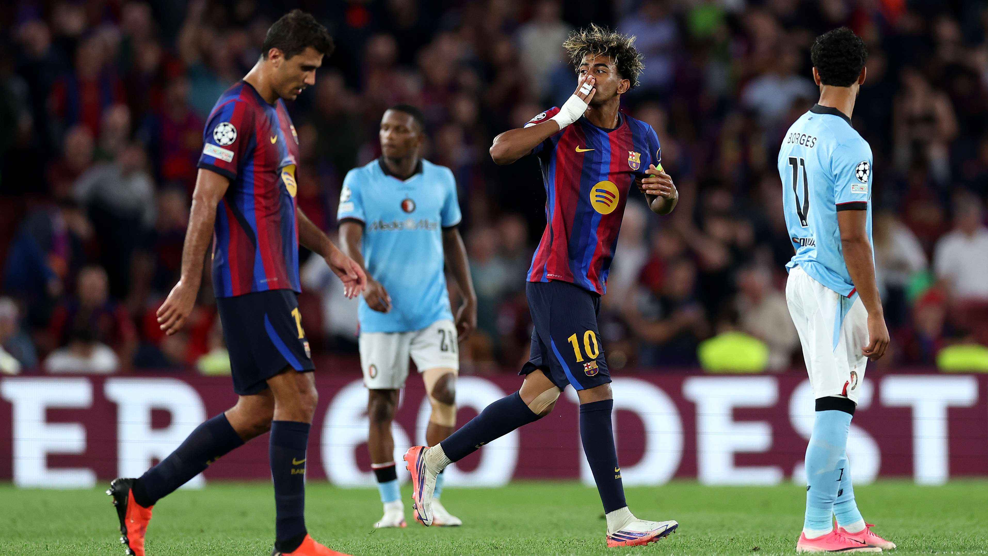 Wholesale changes in Barcelona's expected line-up against Levante  