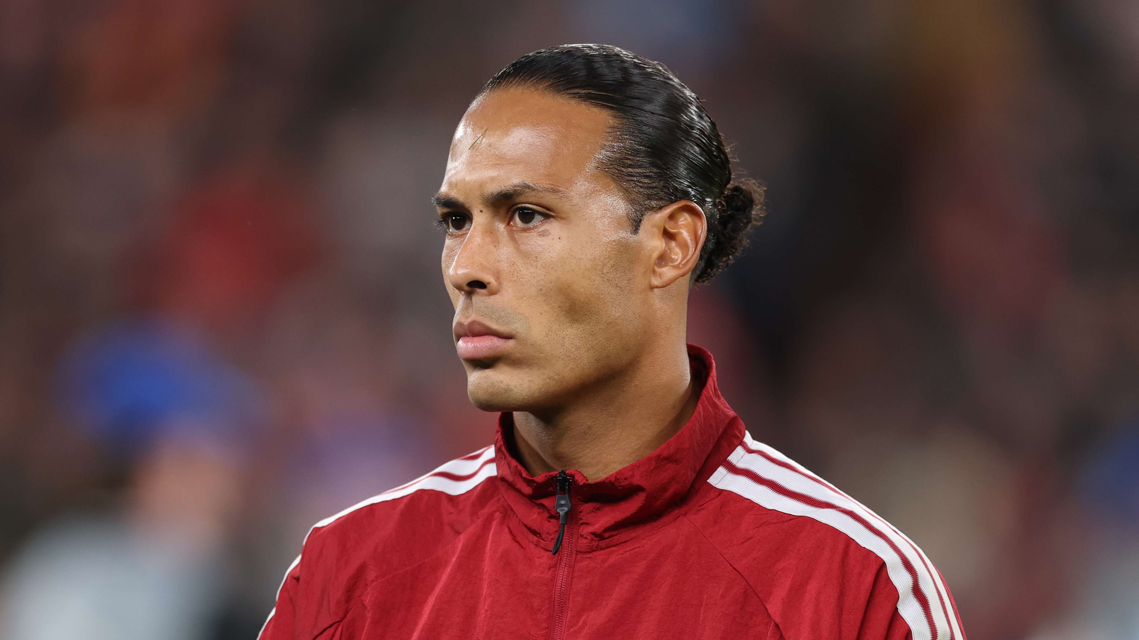 Van Dijk offered to Barcelona: Flick makes his decision  
