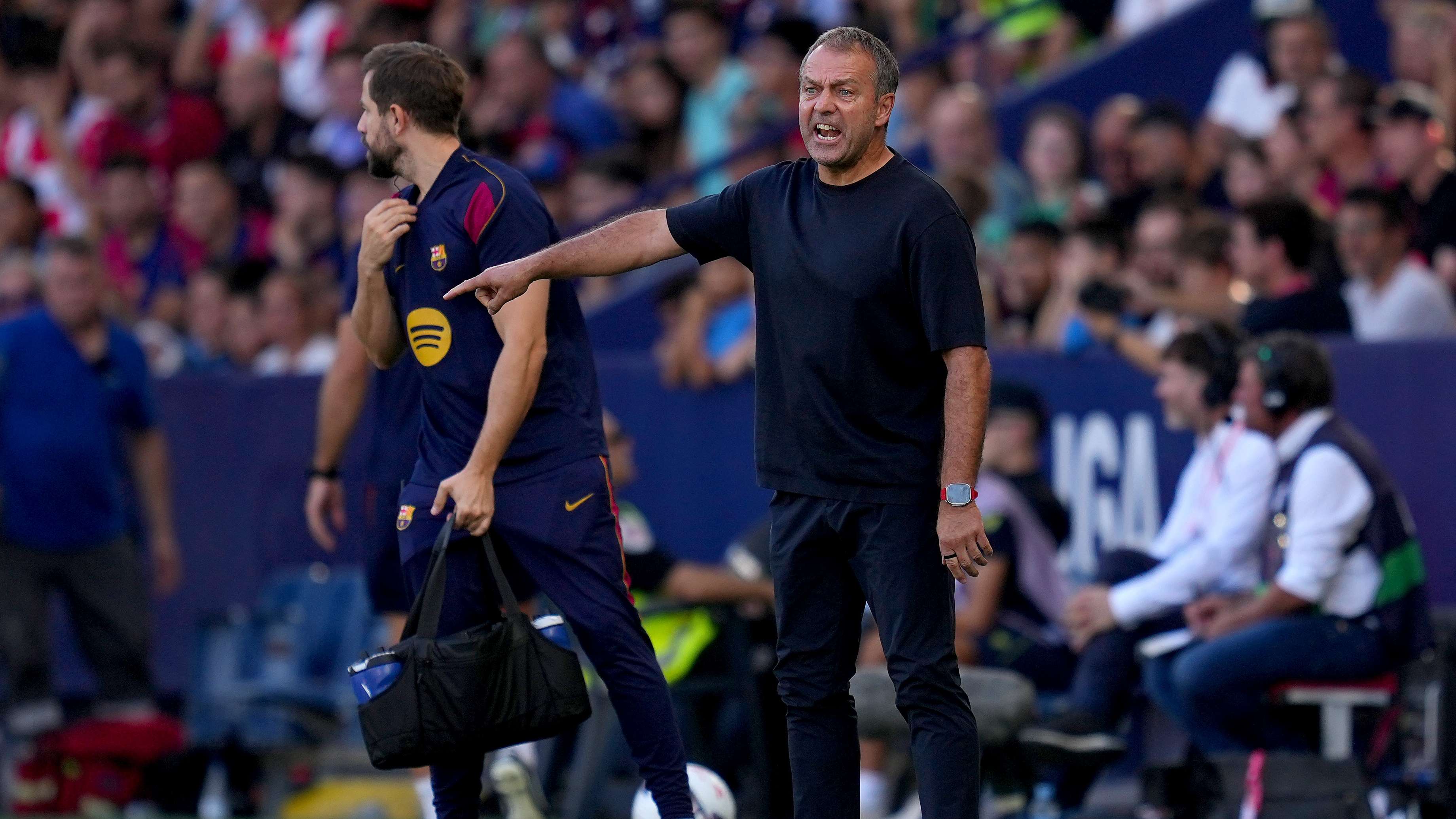 Flick's secret formula: how calculated rotation reveals Barcelona's line-up against Racing  