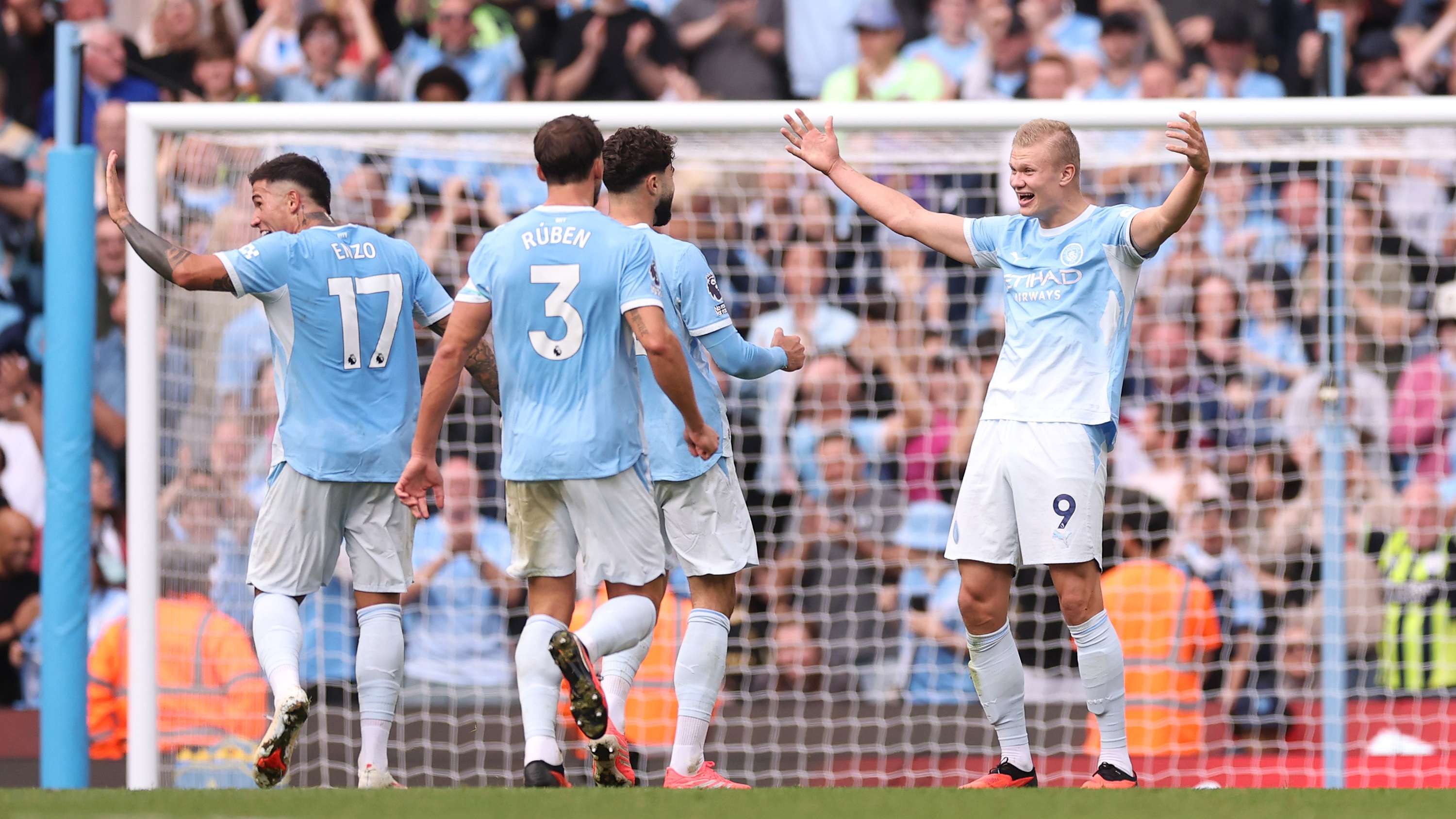 Video: after a goal fest, Manchester City accept Arsenal's gift and claim sole lead of the Premier League  