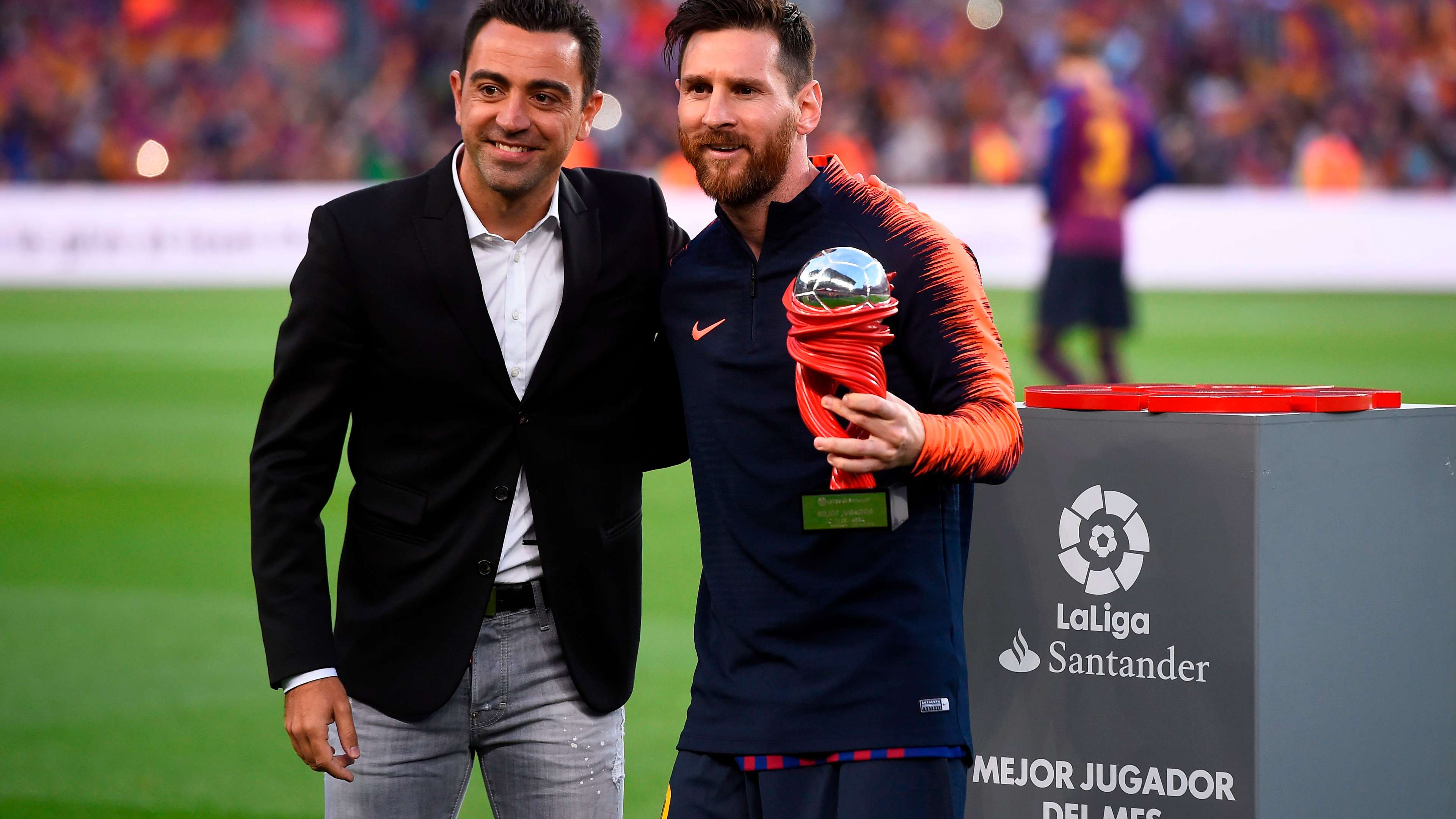Did Laporta betray Messi twice? Xavi reveals a stunning surprise  