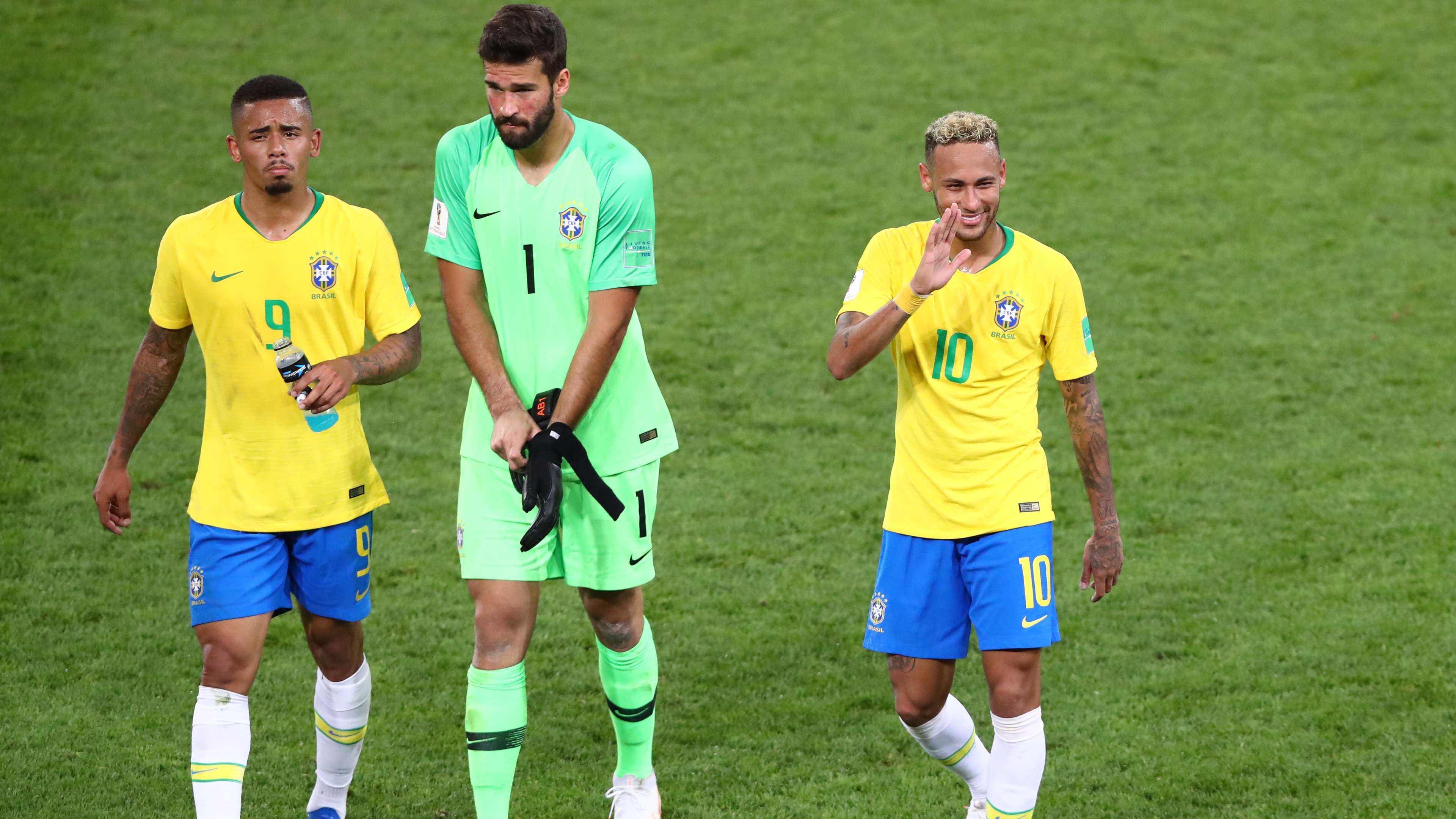 Neymar sends a short message to Jesus after his move to Barcelona  