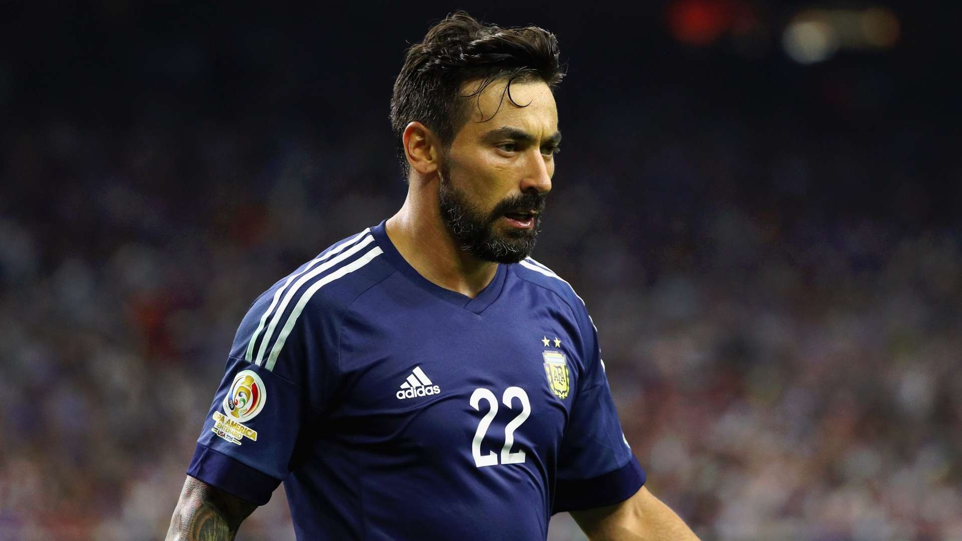 Lavezzi, the illness and the emotion: "I couldn’t ruin my son’s life"  