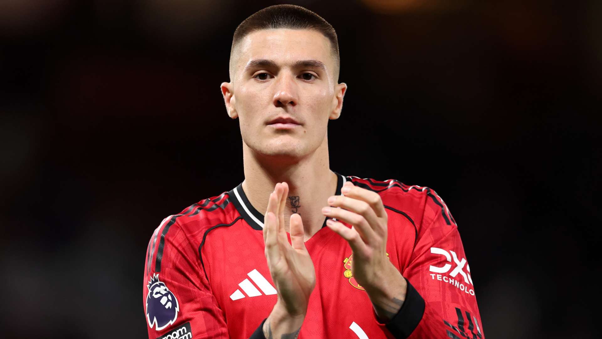 Man United, Sesko and Zirkzee up for sale: the price has been set, Juventus are there  