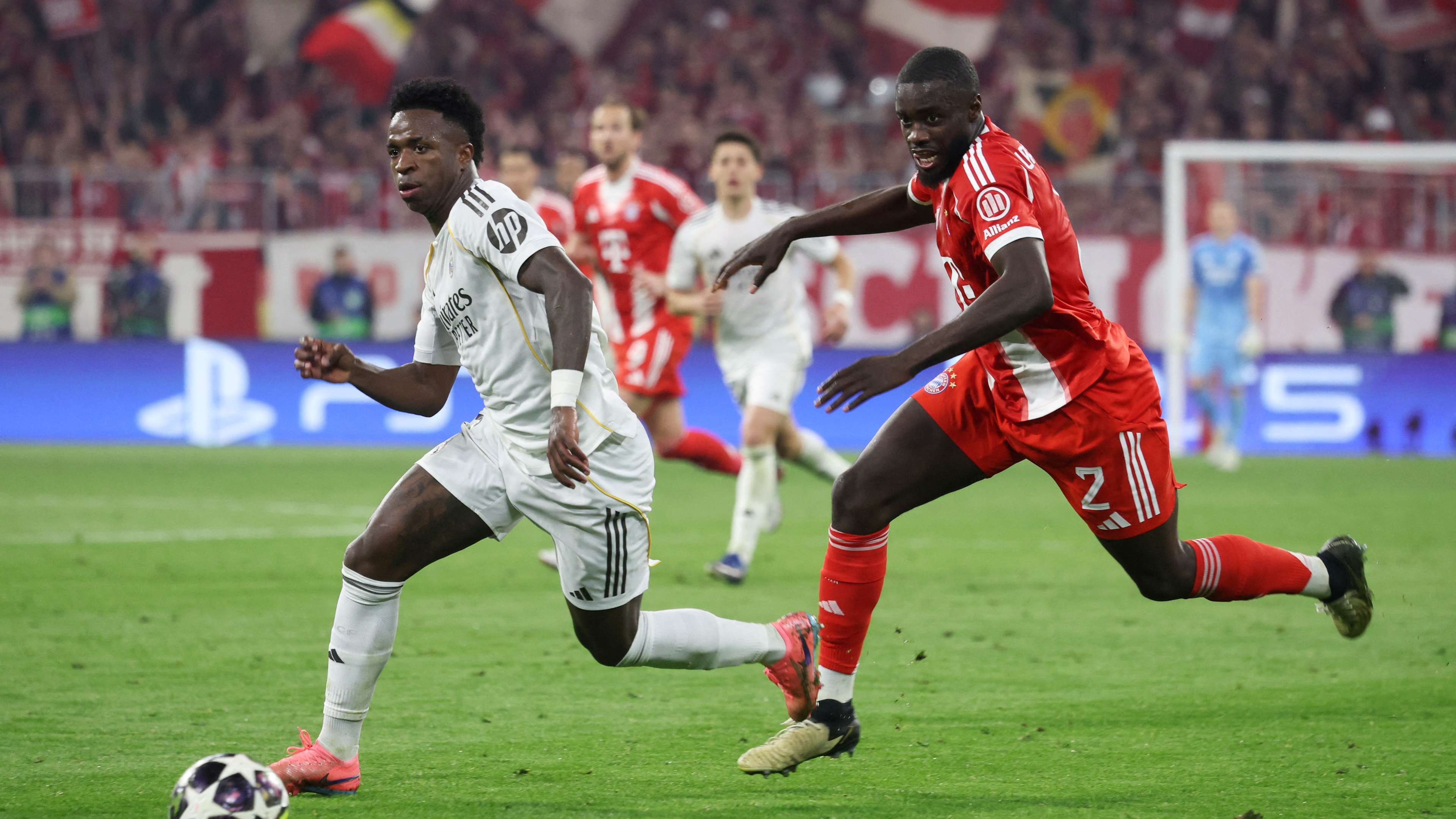 Despite Bayern Munich talks: rising Manchester United star prefers Real Madrid and Barcelona  