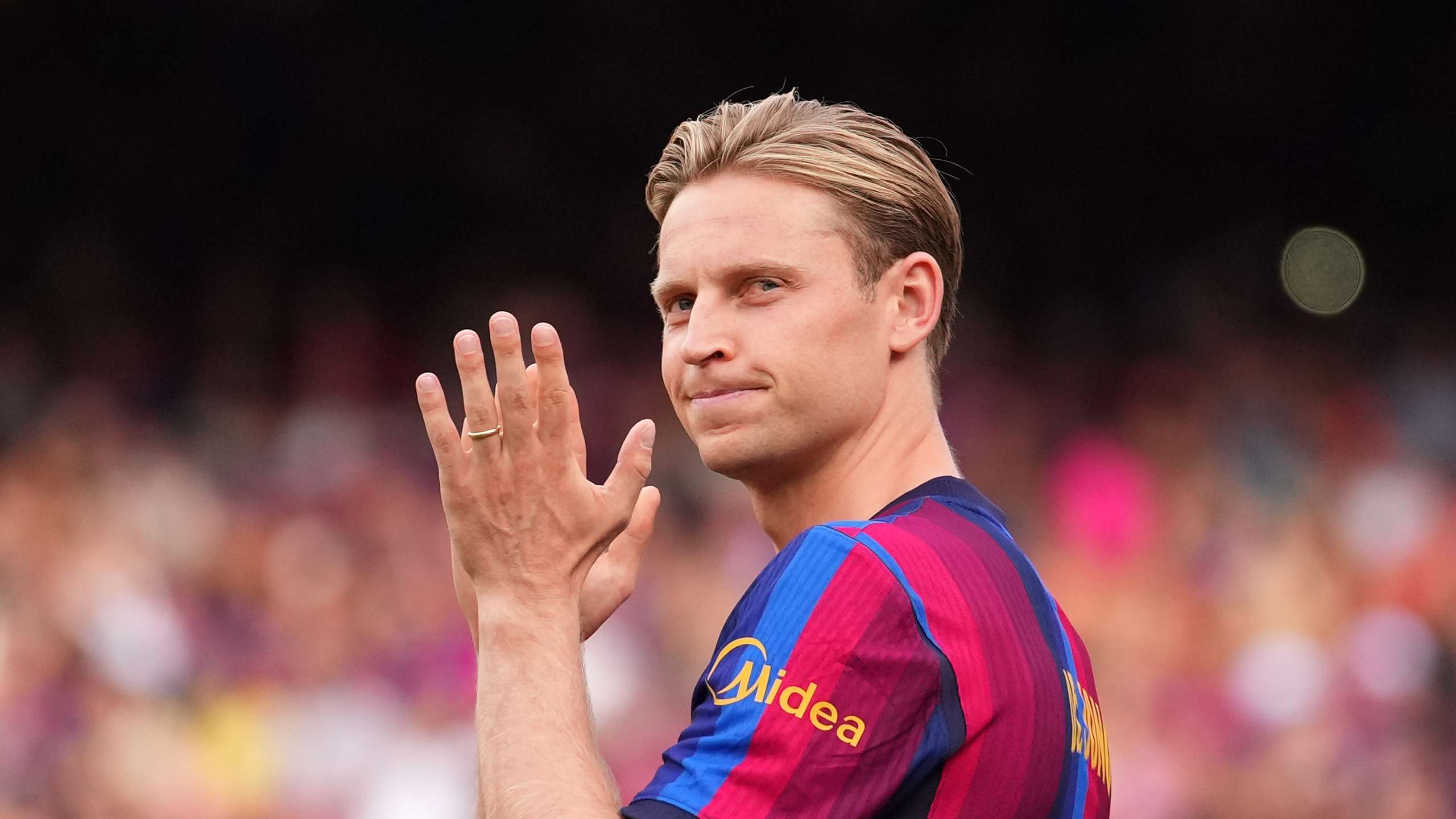 'Hansi Flick gives Frenkie de Jong a completely different role in big match against PSG'  