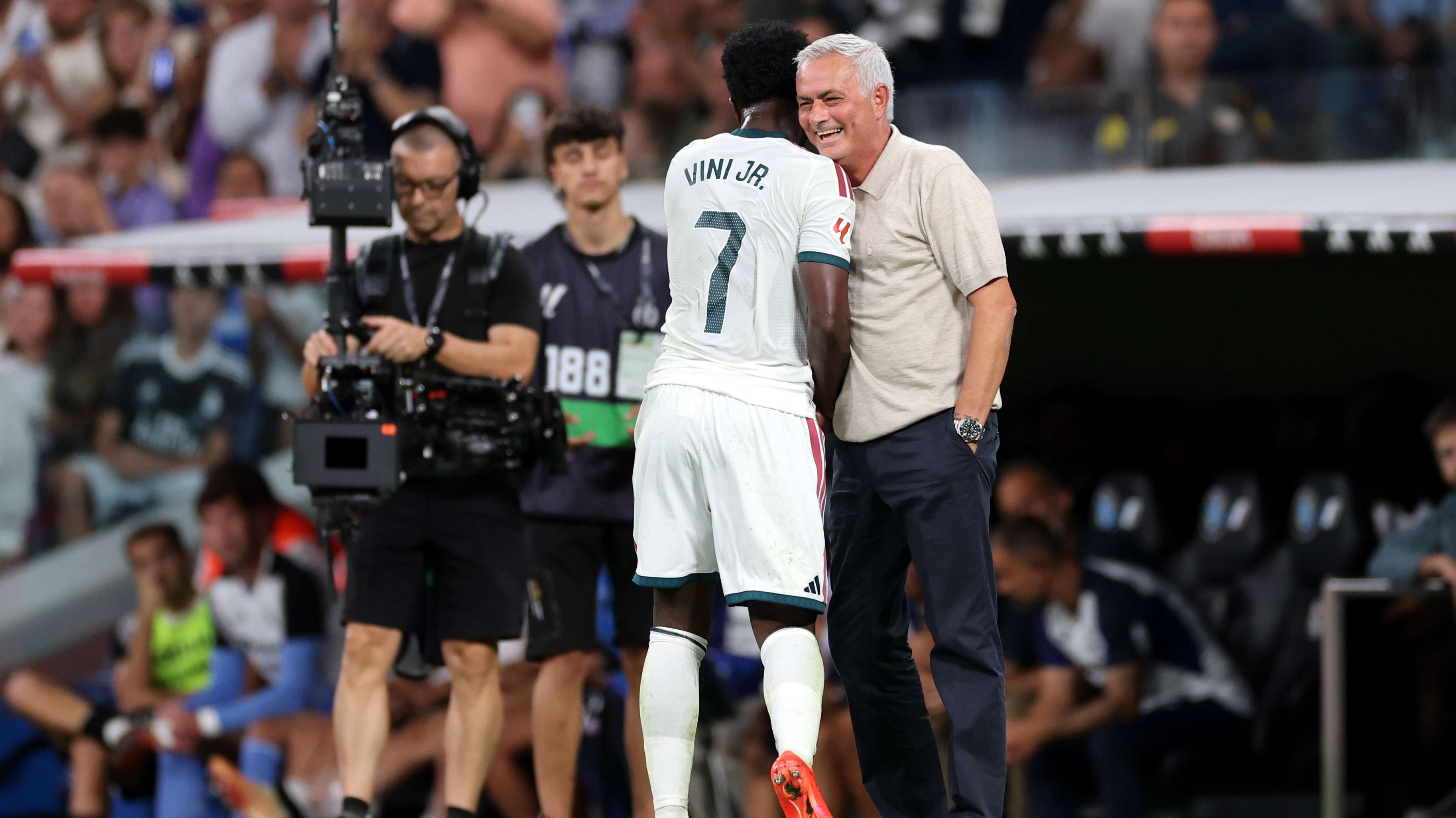 "I will criticise him in that case": a surprise statement from Mourinho about Vinicius's angry moment  