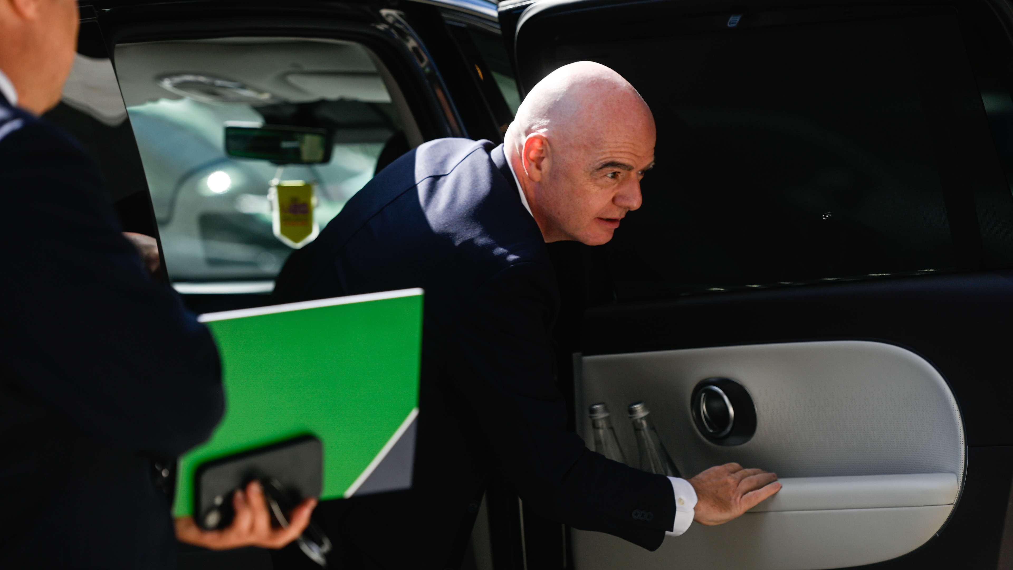 Armed with Arab support: Infantino battles isolation at decisive Zurich meeting  