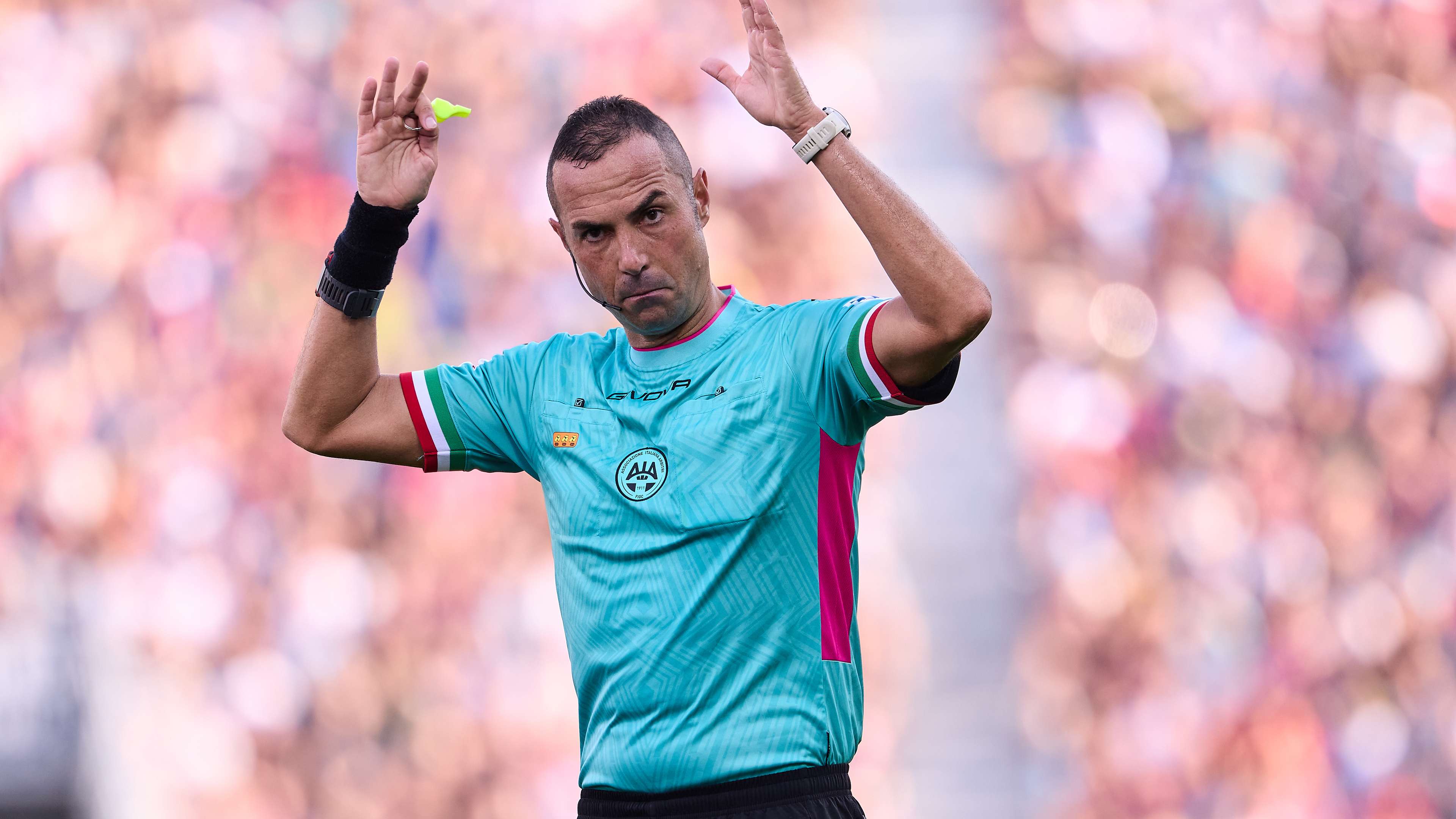 An Italian referee raises concern for Barcelona ahead of the Galatasaray clash  