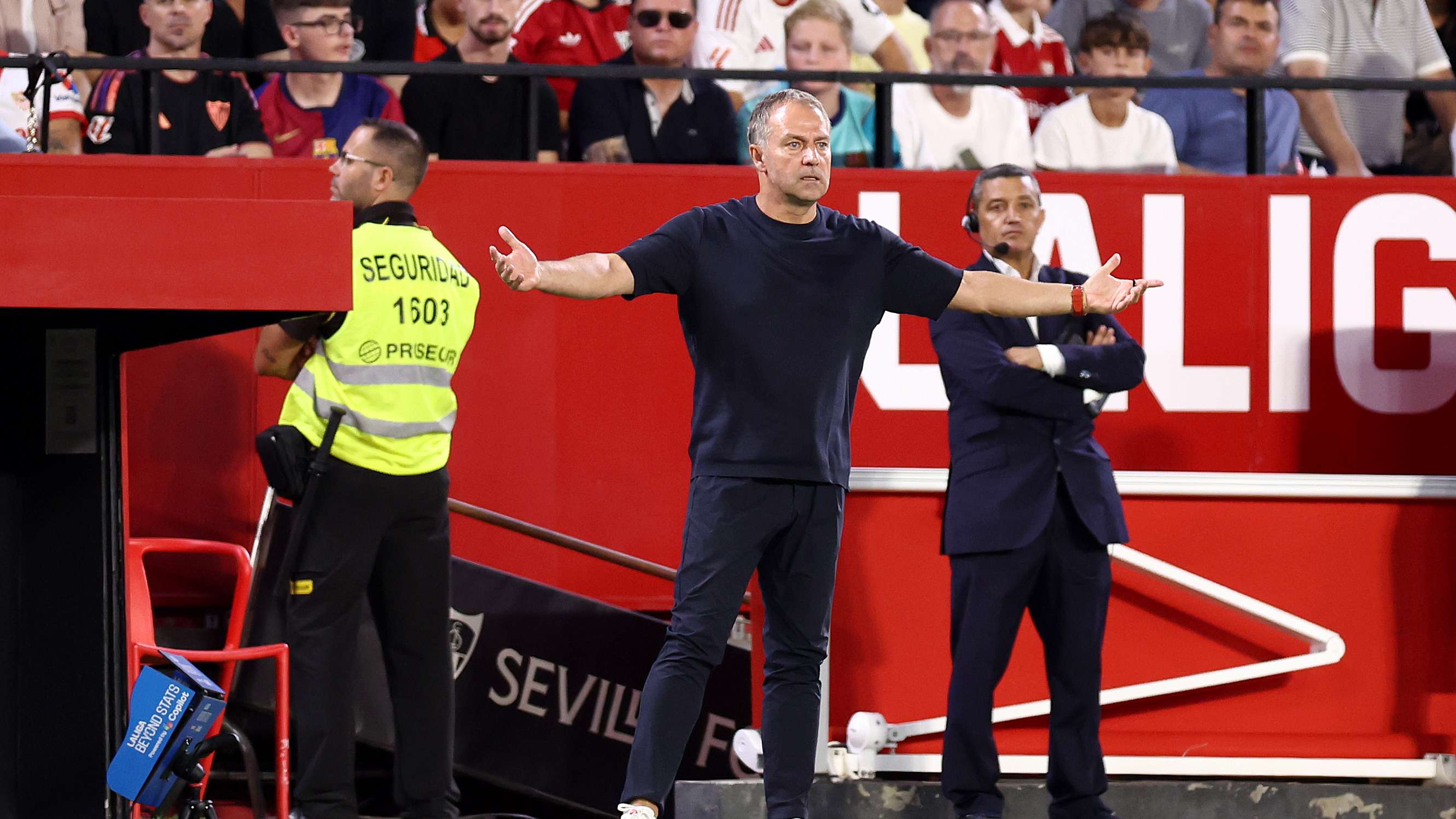 Flick's colleague after Paris's four goals: he is not a football expert but he is good at dealing with people  