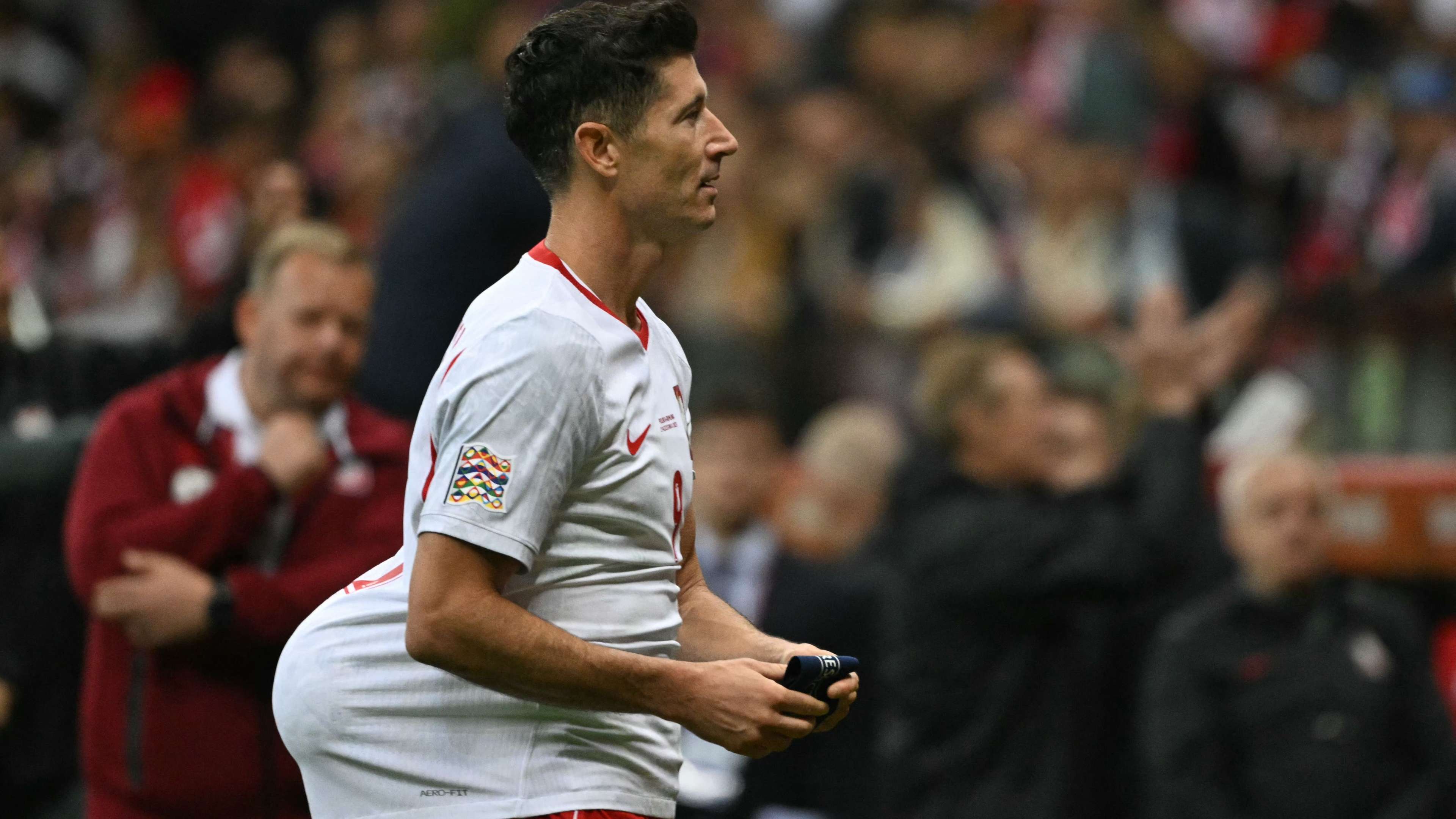 Lewandowski dons Lamine Yamal's mantle and writes history  