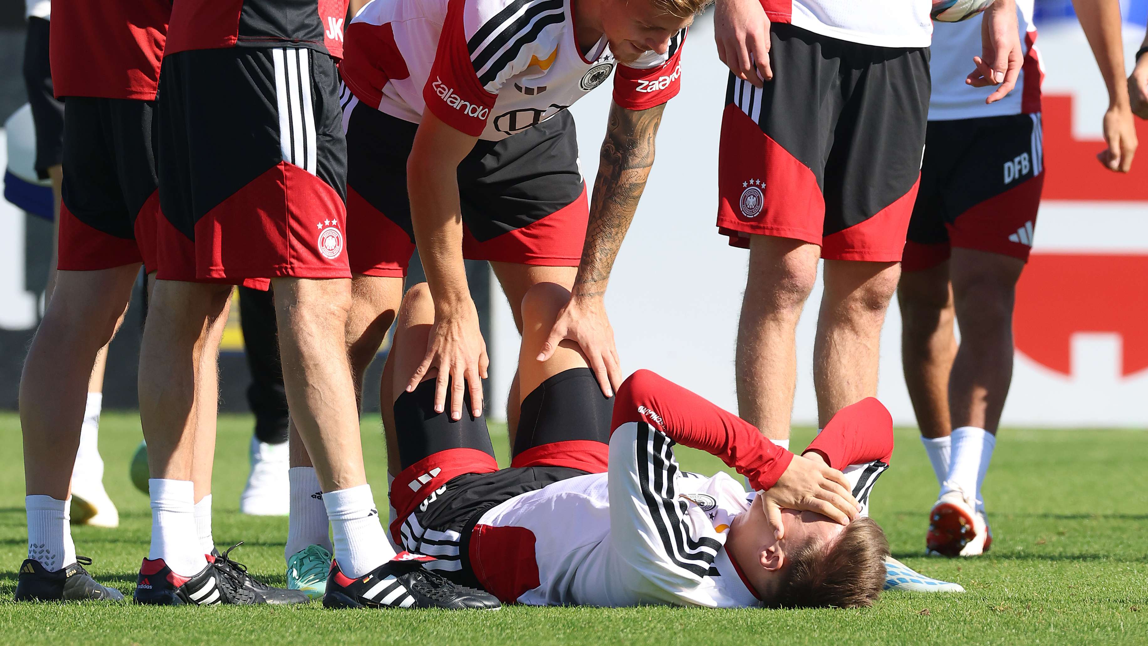 An injury at a critical time: a fresh blow for Germany before the decisive clash  