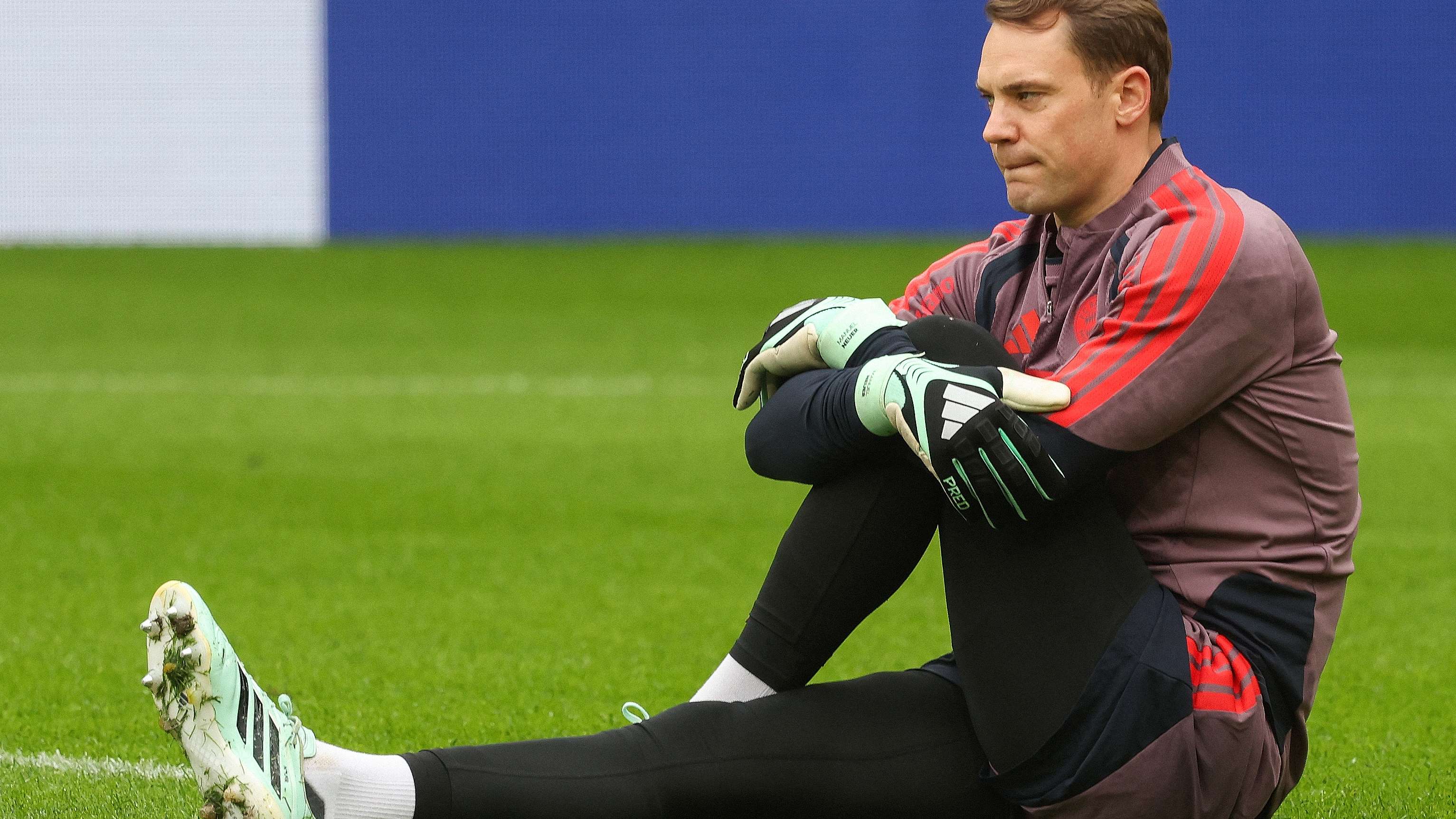 Neuer raises doubts ahead of Bayern Munich's clash with Arsenal  
