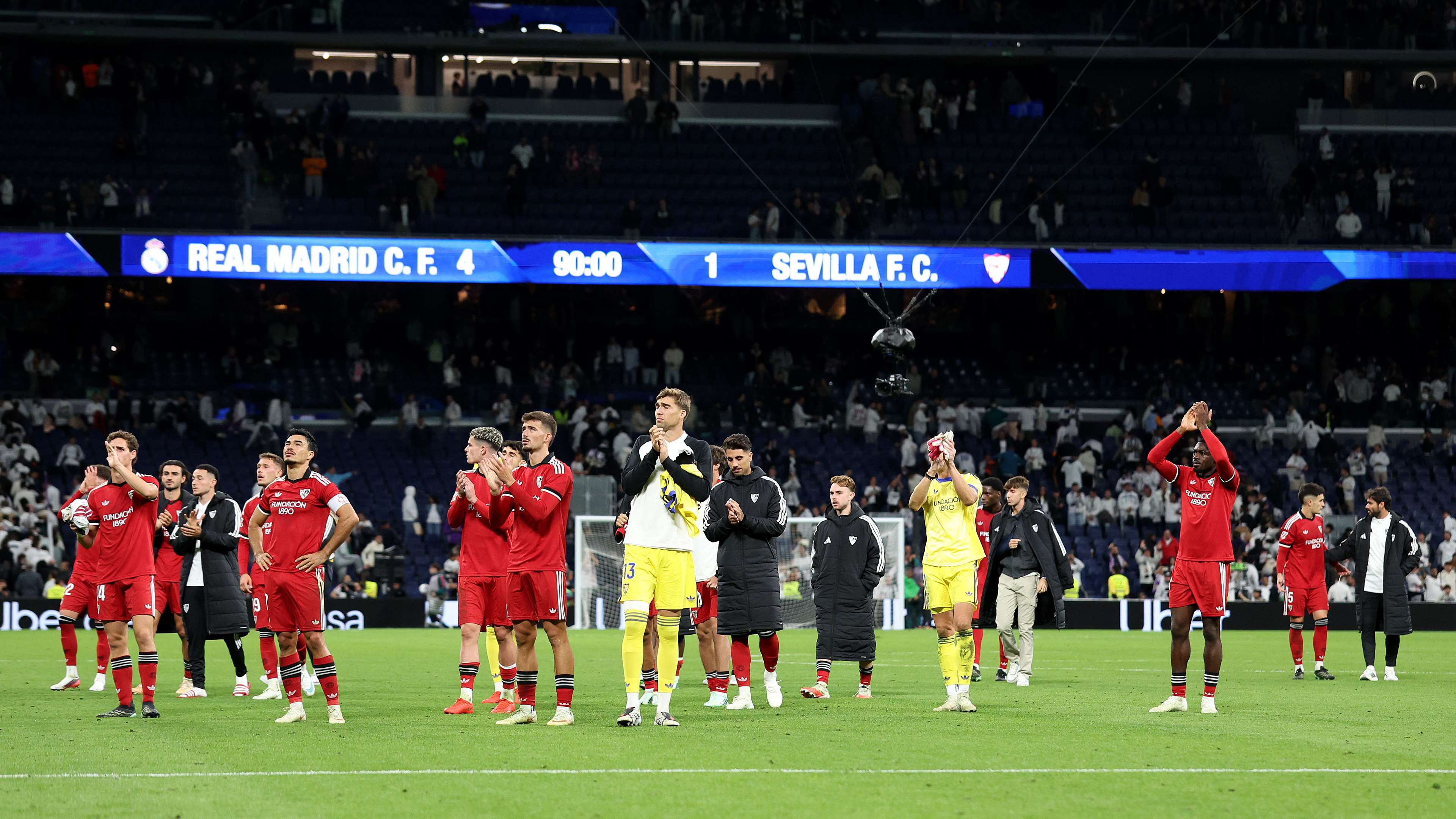 "Go to the museum of thefts": Sevilla mock Real Madrid after four-goal defeat at the Bernabeu  