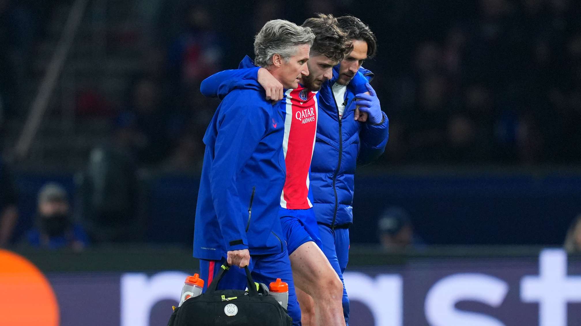 Tragic news: Paris Saint-Germain announce details of Kvaratskhelia's injury  